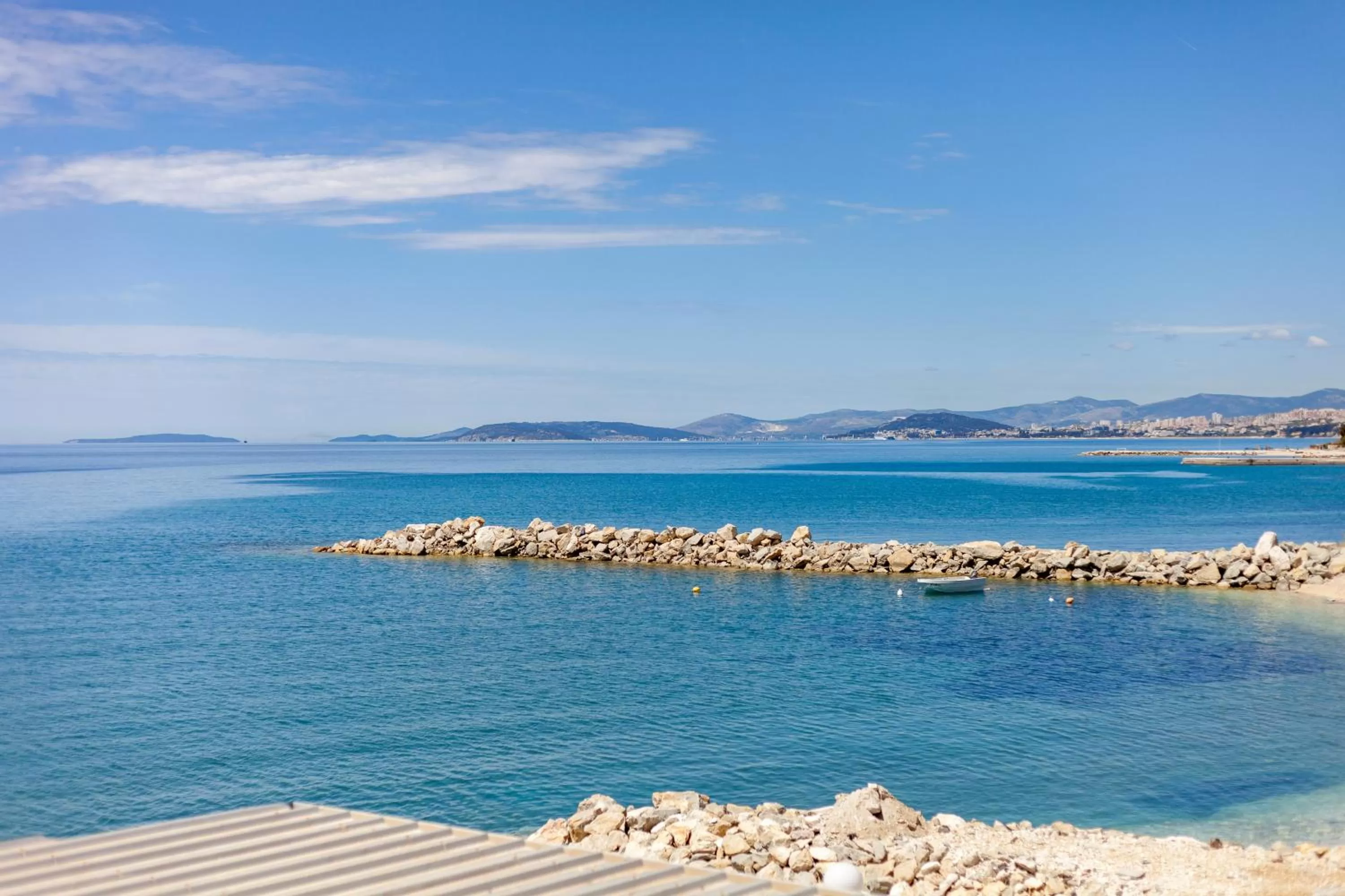 Property building in Rooms Marinac