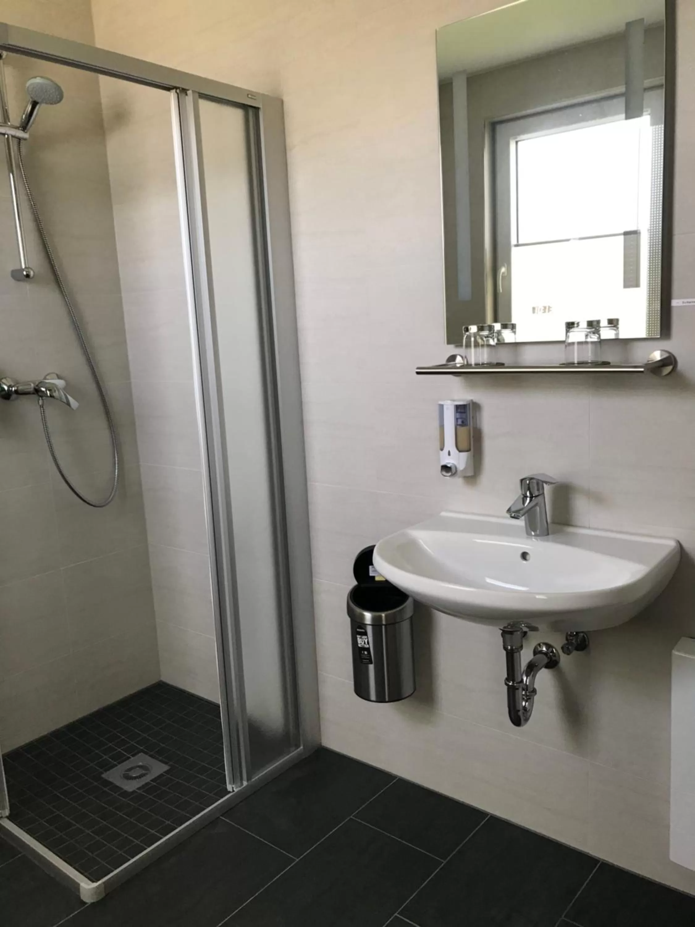 Photo of the whole room, Bathroom in Kraftwerk Relax Motel