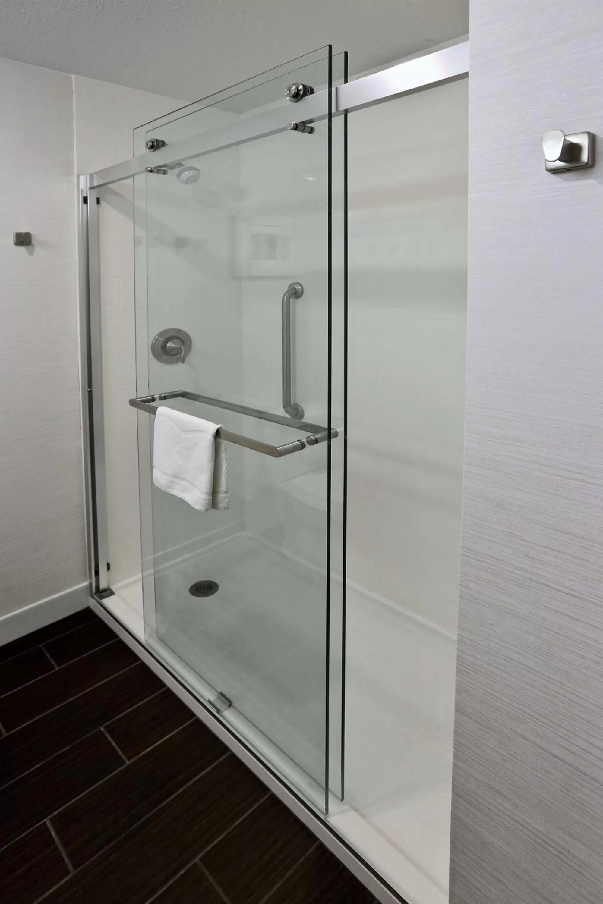 Bathroom in Hampton Inn Billings