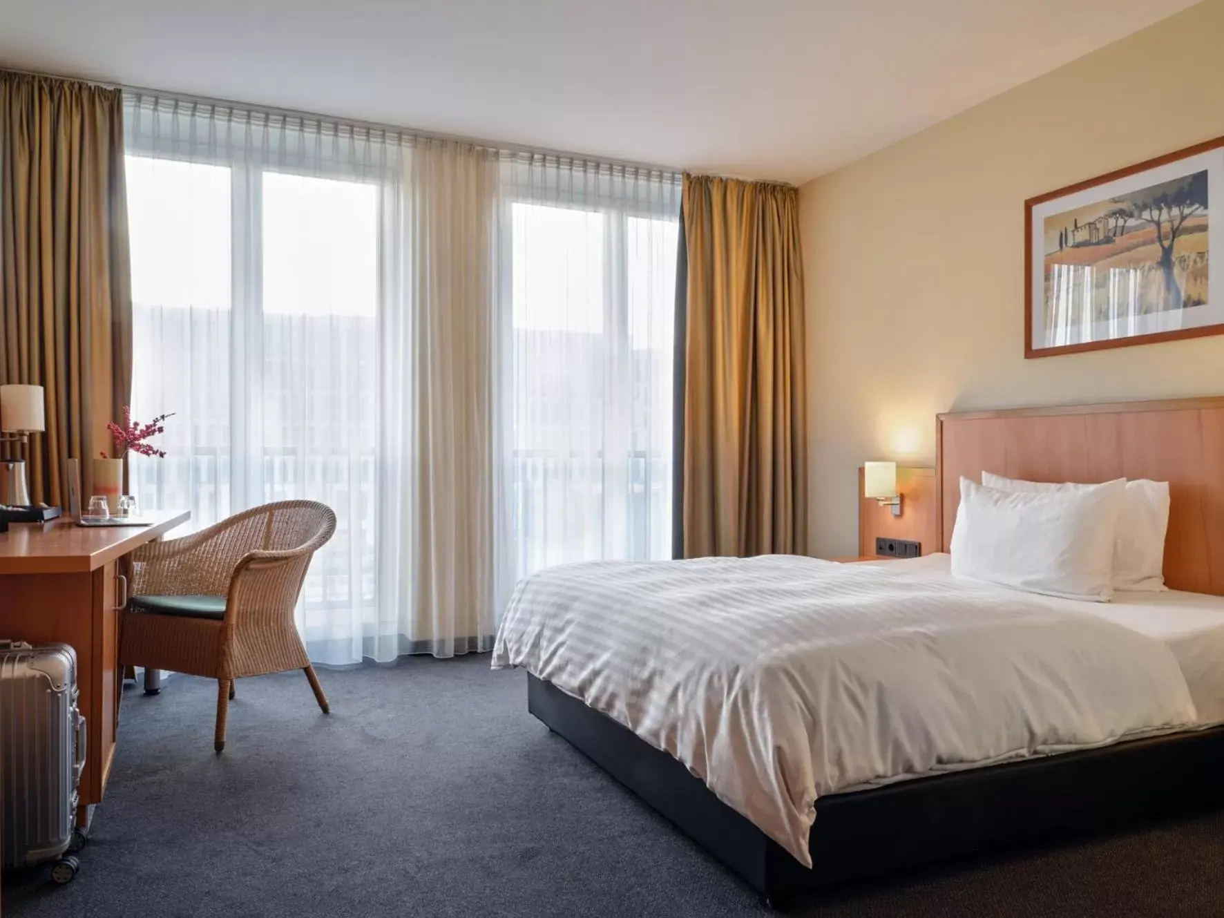 Queen Room in IntercityHotel Bremen Queen Room in IntercityHotel Bremen