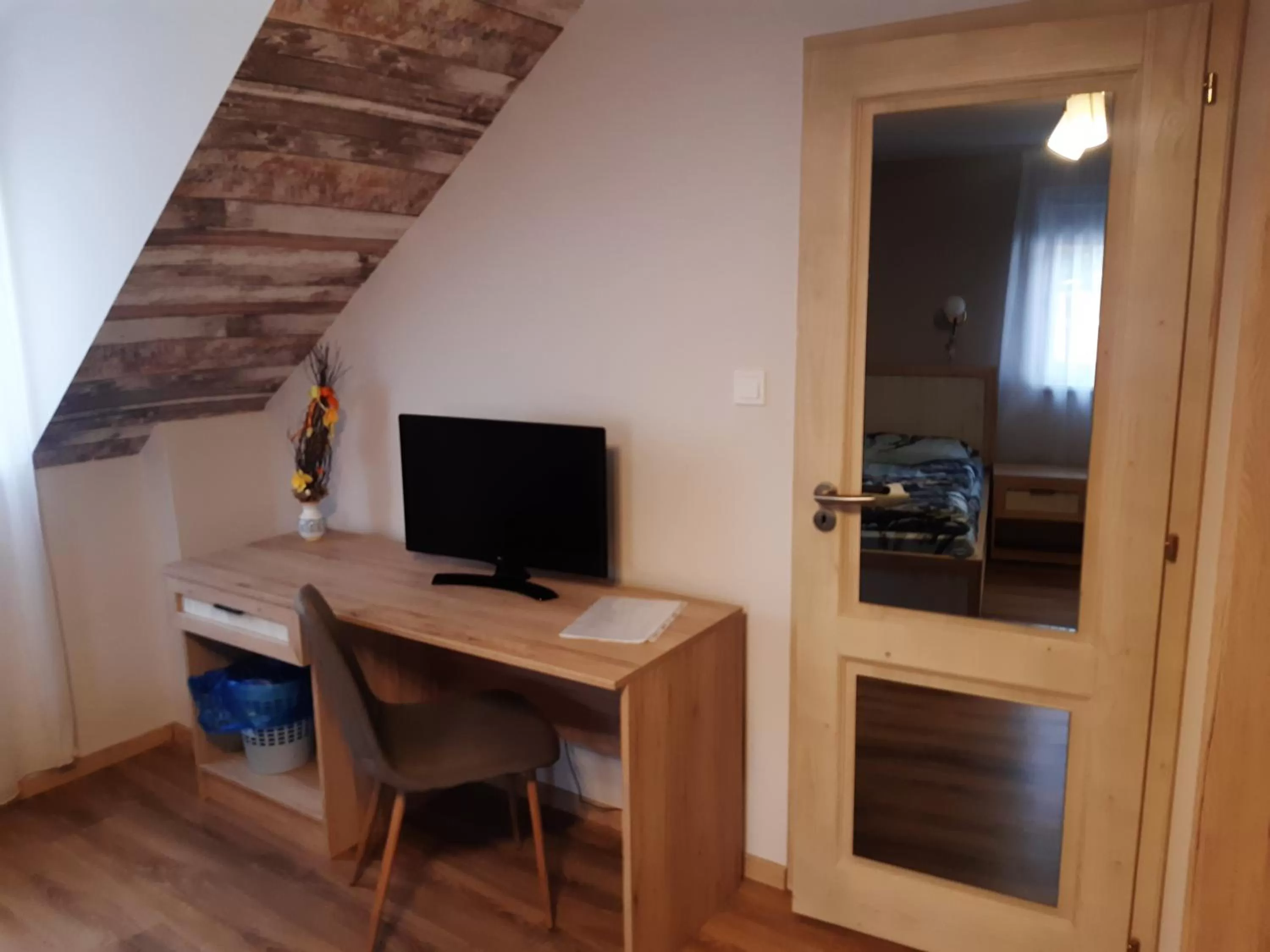 TV/Entertainment Center in Mátyus Udvarház Kengyel Fogadó Eger