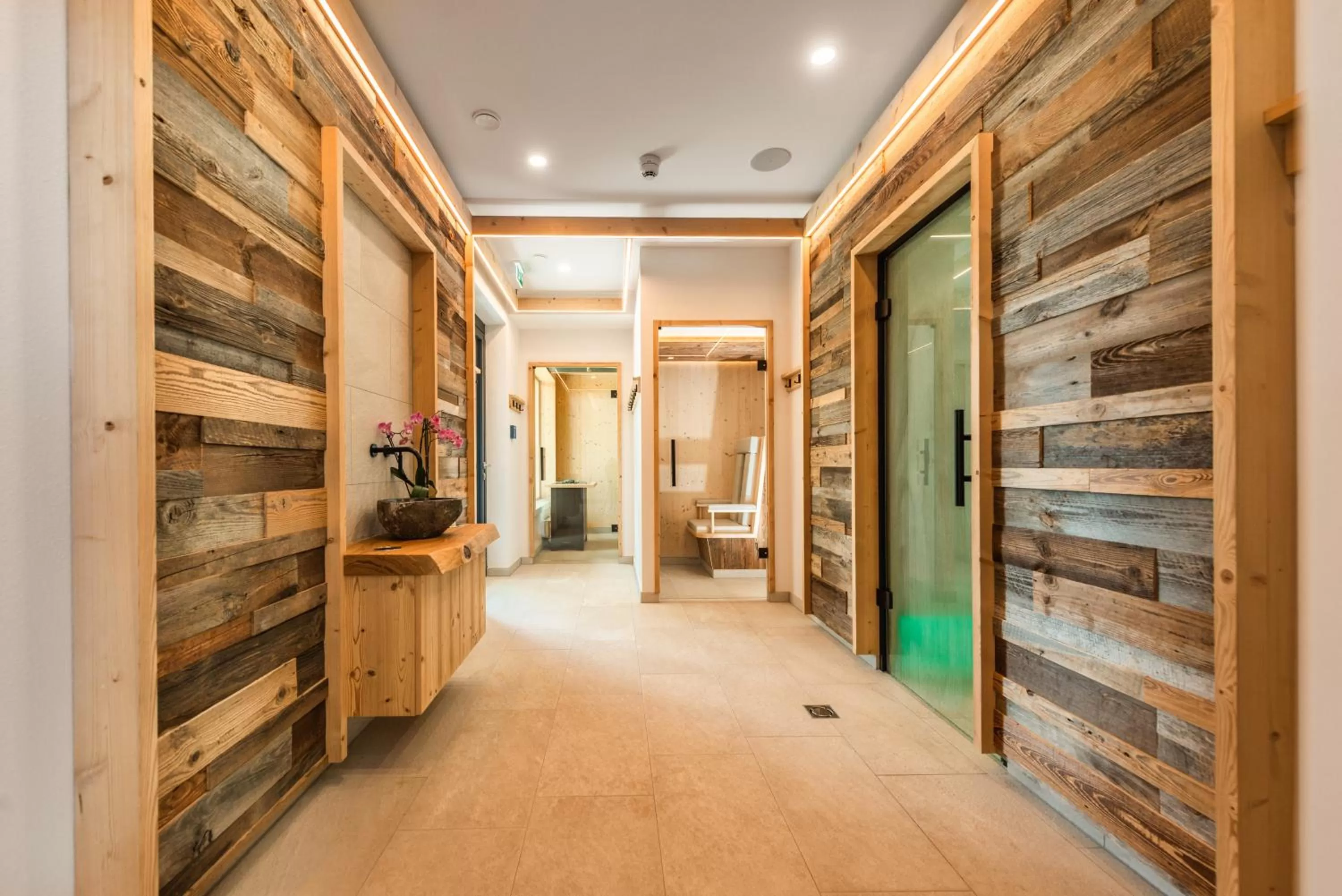 Spa and wellness centre/facilities in Hotel Rösslhof