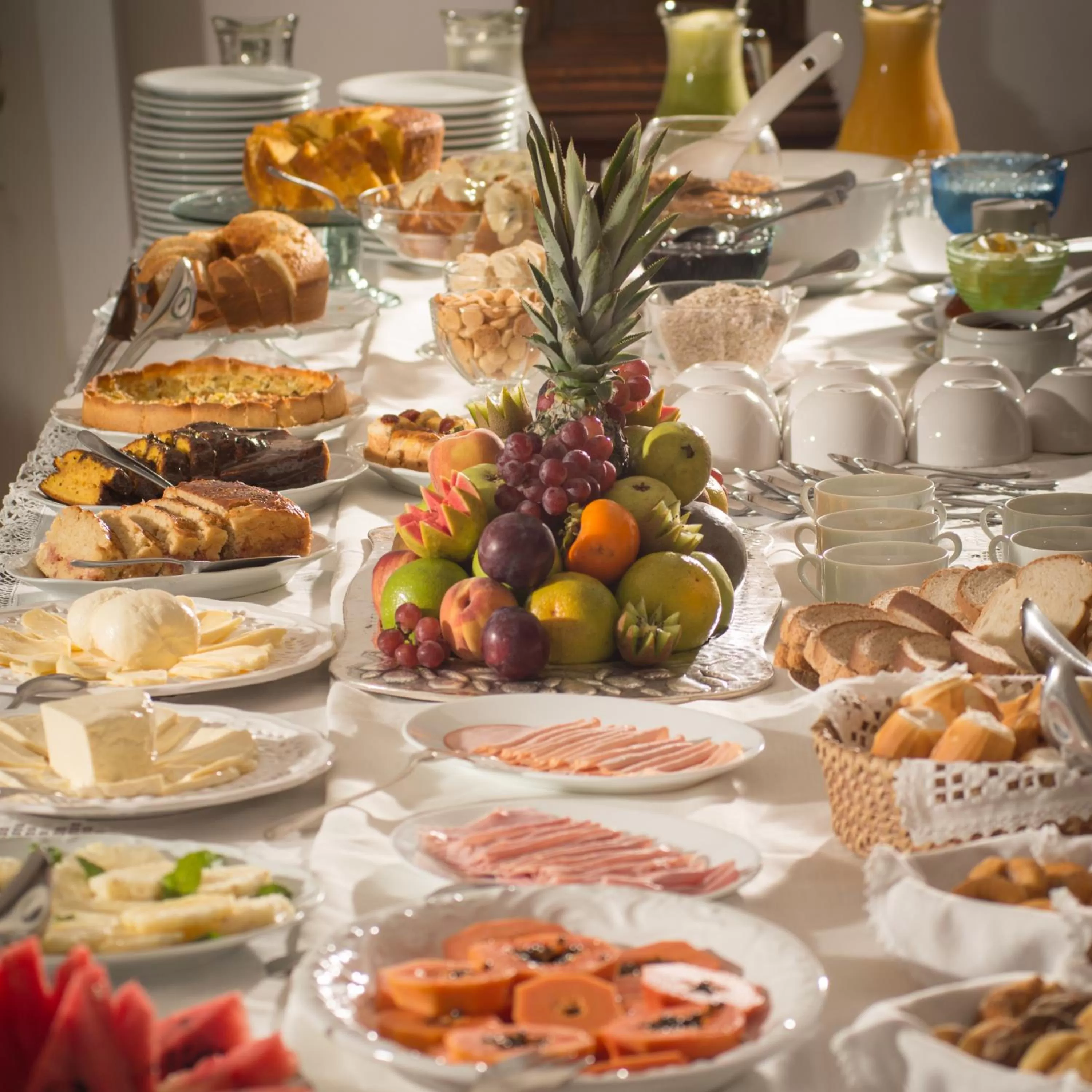 Buffet breakfast, Food in Pousada do Mondego