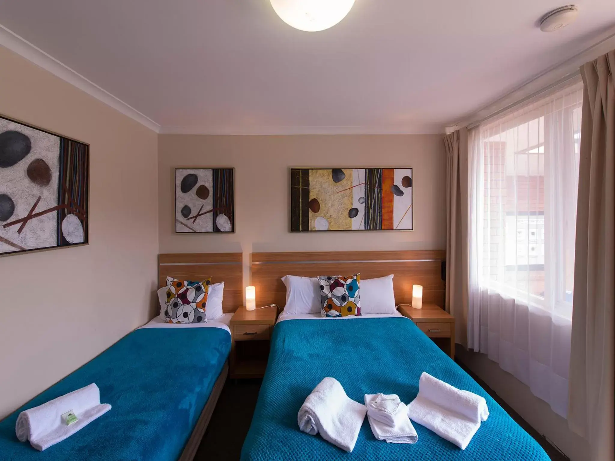 Standard Twin Room in 3 Sisters Motel Standard Twin Room in 3 Sisters Motel