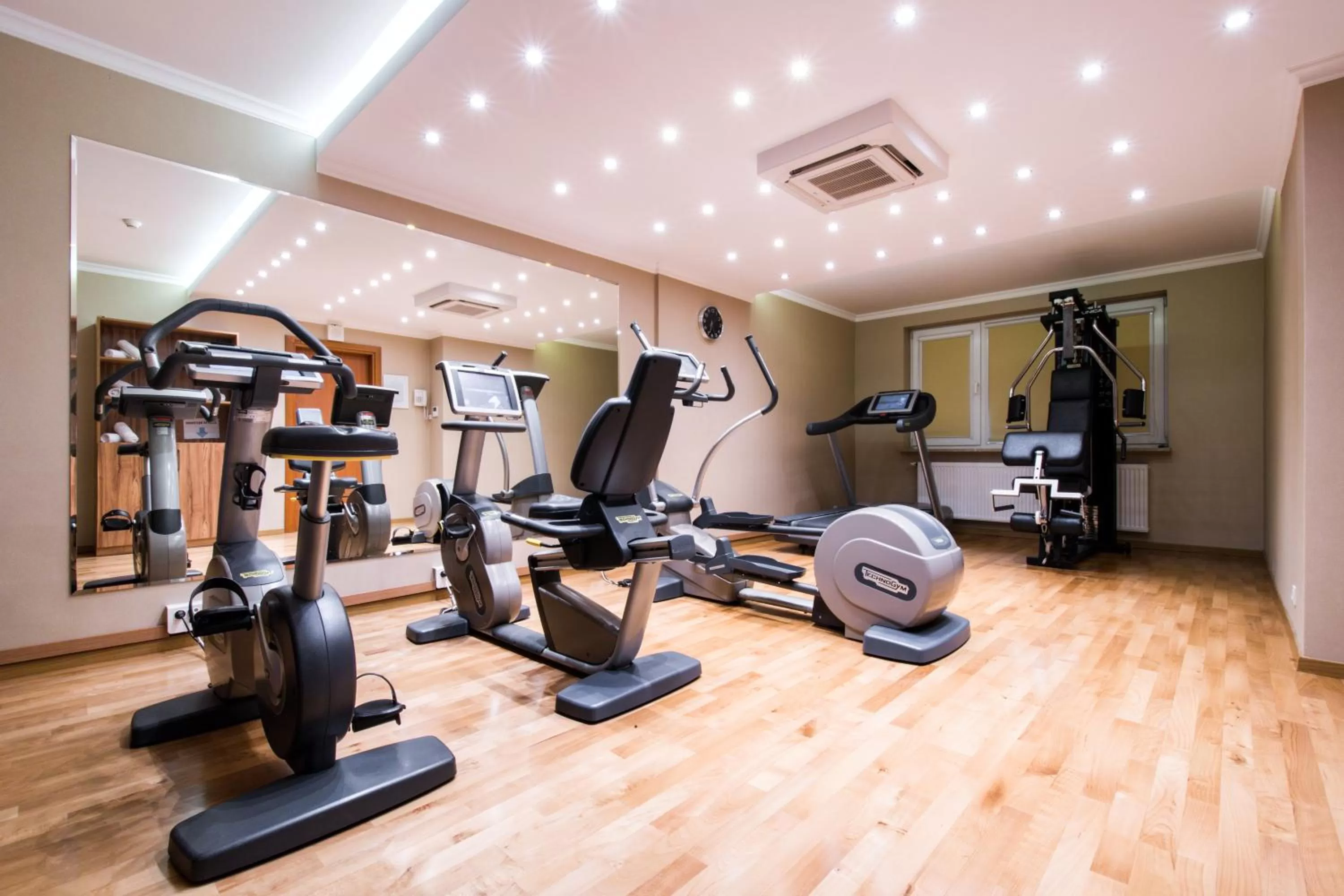 Fitness centre/facilities in Hotel Boss