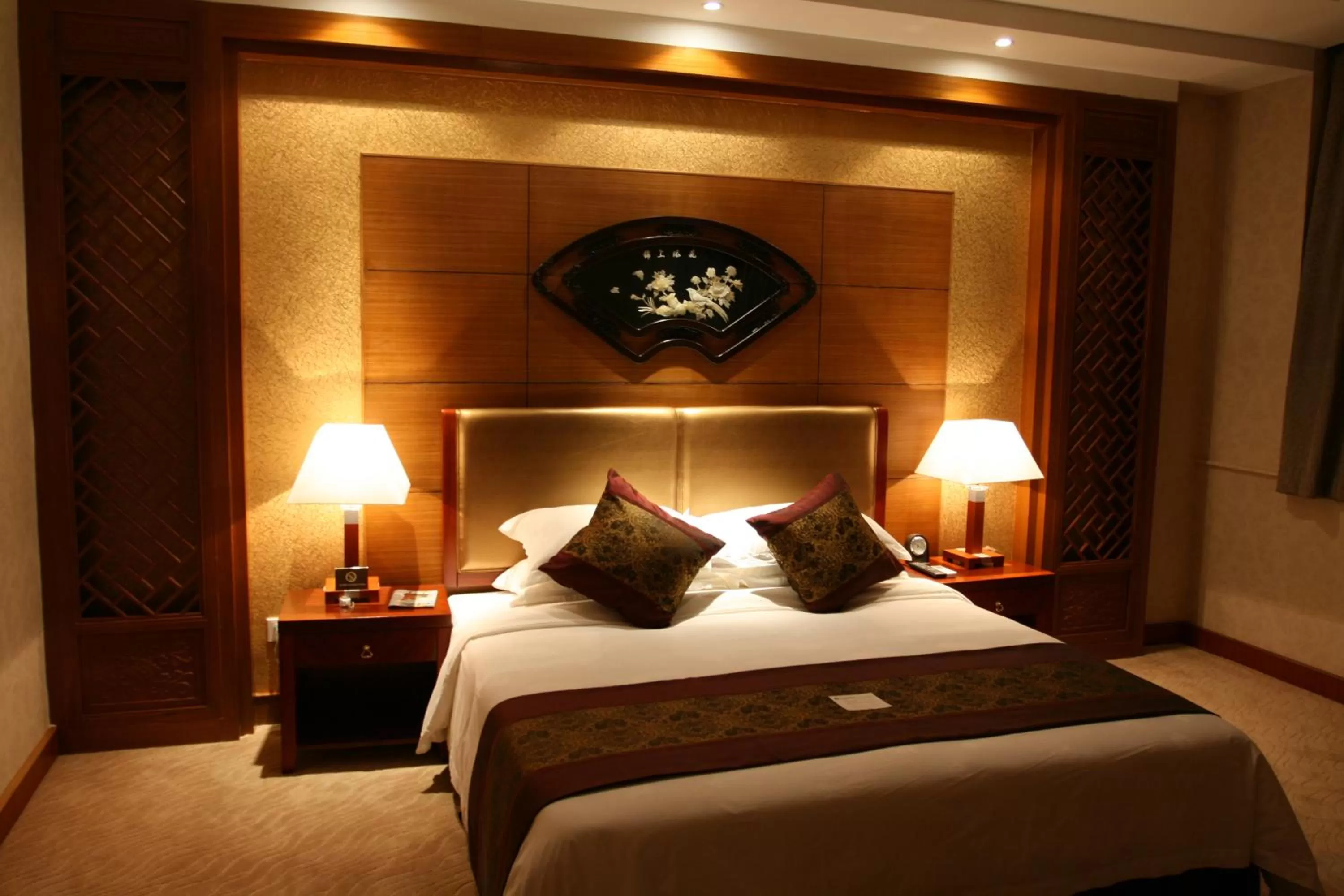 Bedroom, Bed in Sogecoa Golden Peacock