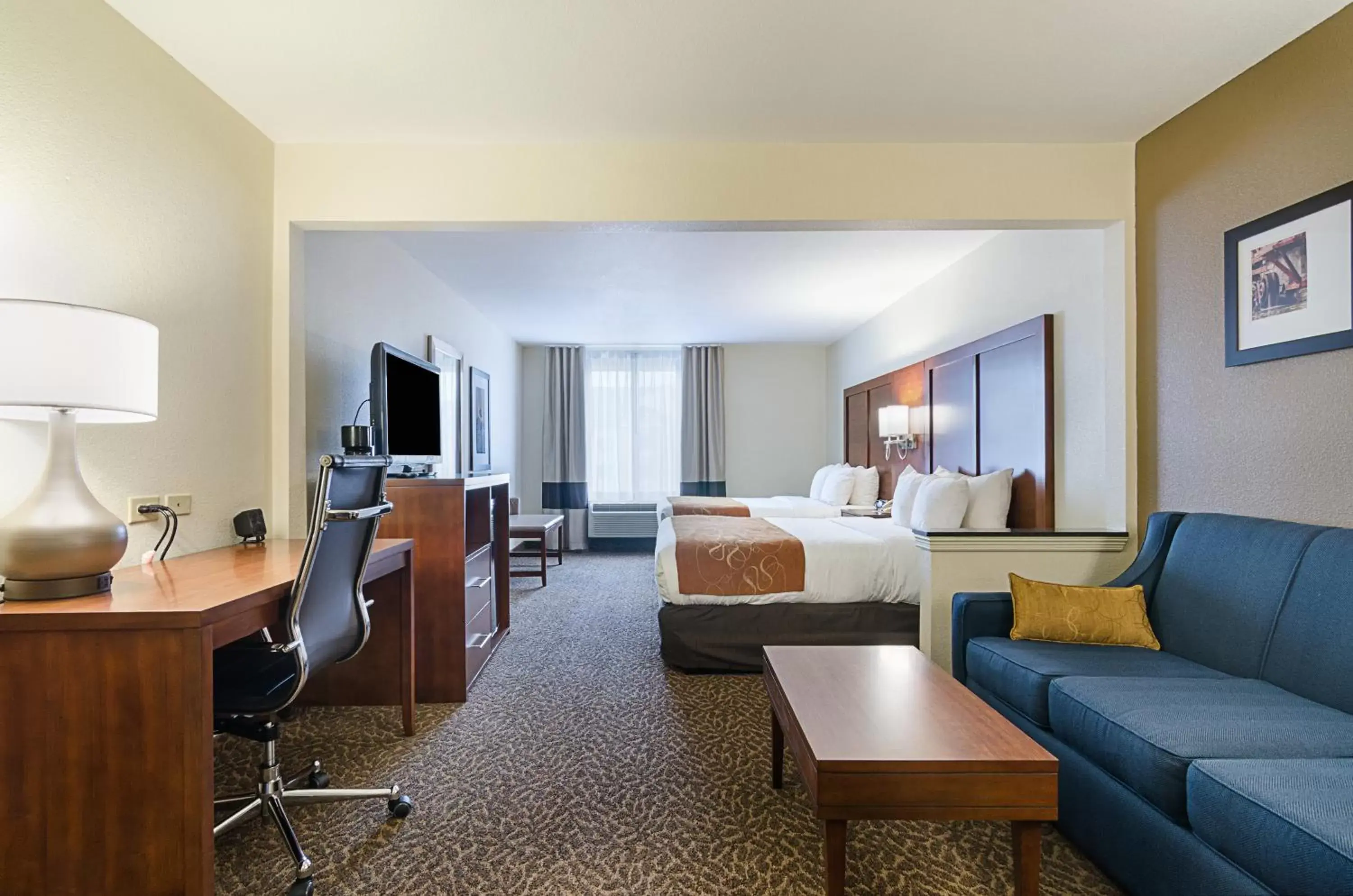 Suite with Two Double Beds - Accessible/Non-Smoking in Quality Suites Springdale West I-49 Suite with Two Double Beds - Accessible/Non-Smoking in Quality Suites Springdale West I-49