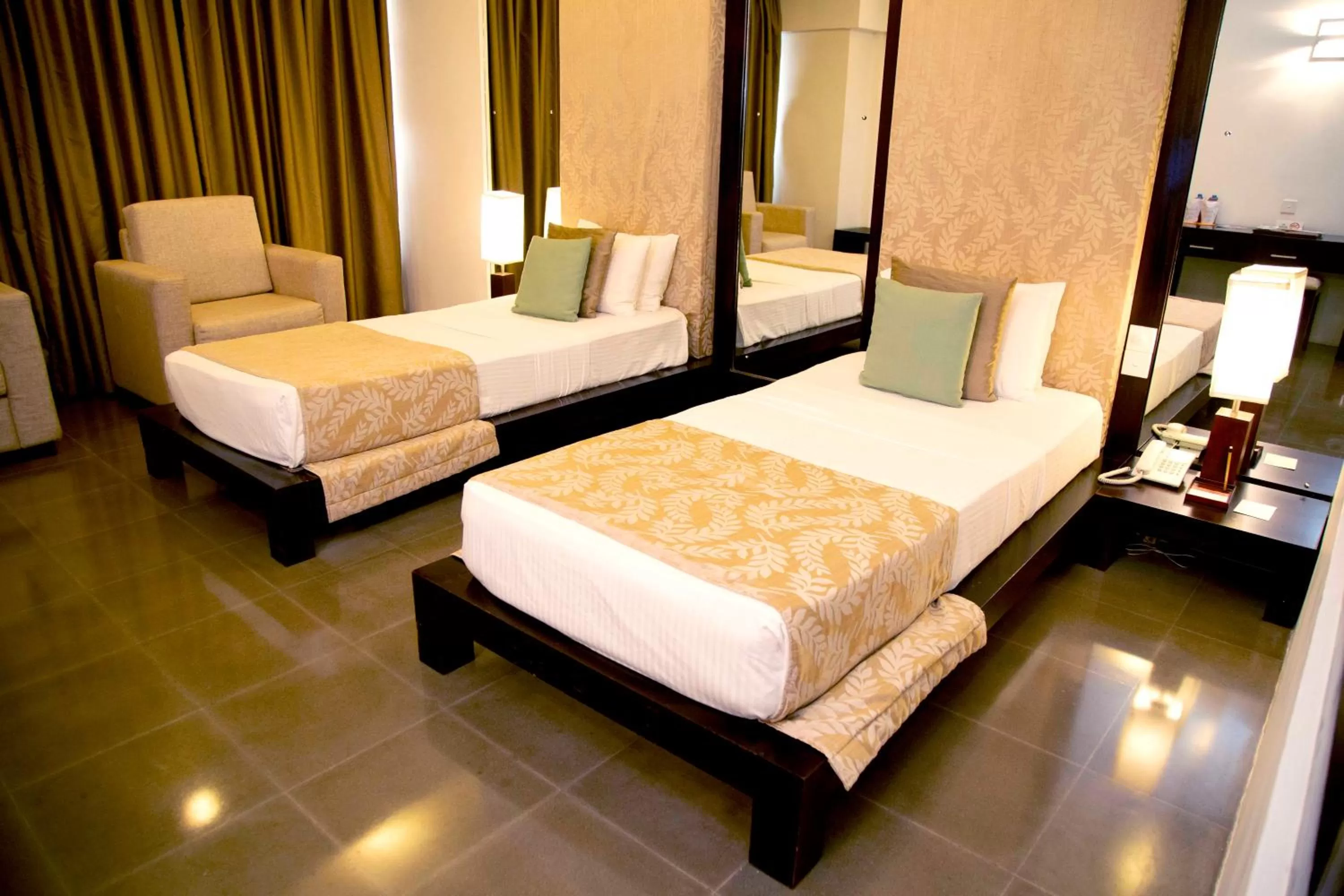 Photo of the whole room, Bed in Kandy The Tourmaline