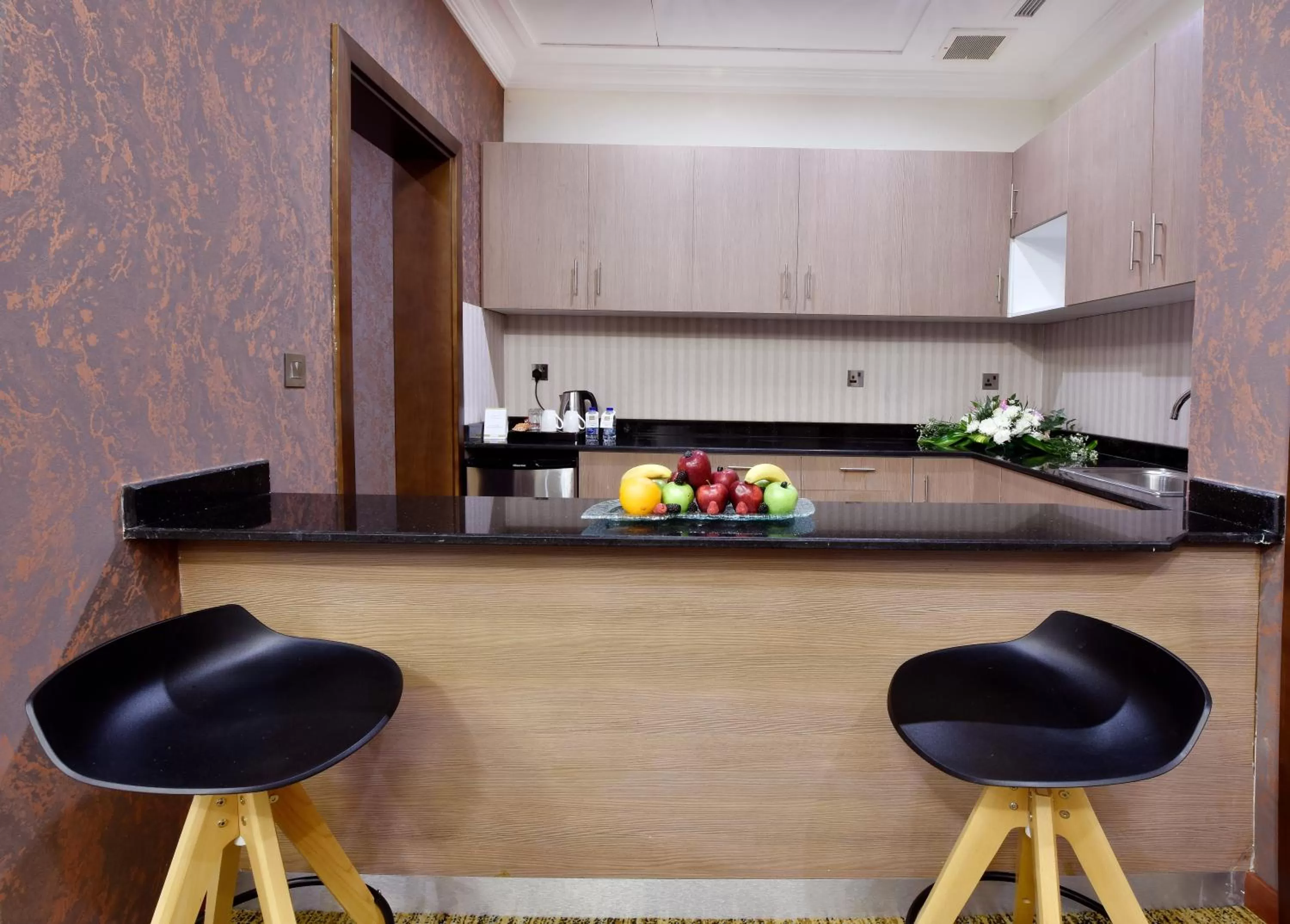 Kitchen or kitchenette in Iridium 70 Hotel