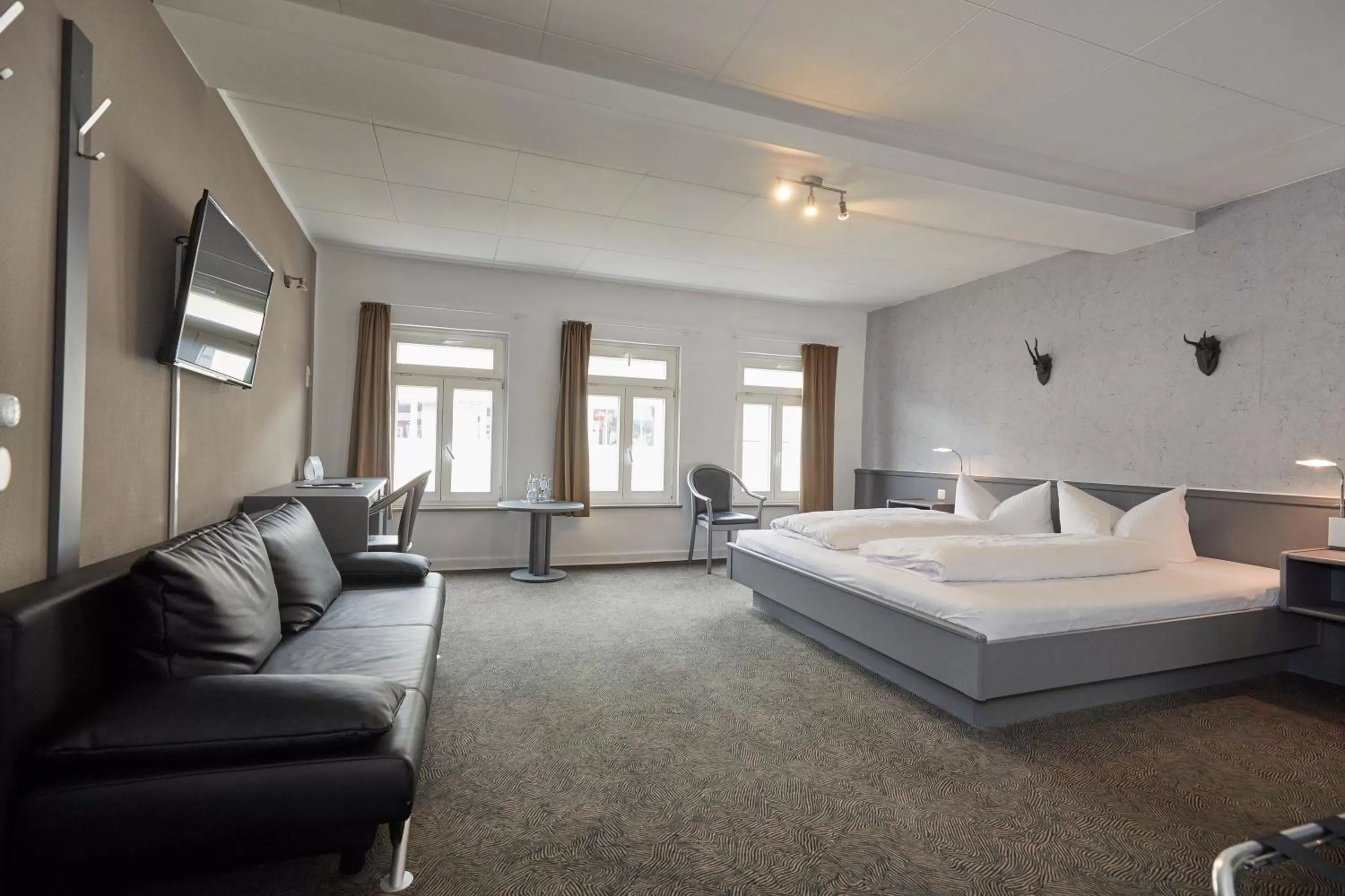Photo of the whole room, Bed in Hotel Schlemmer Das familäre Altstadt - Hotel mit Herz