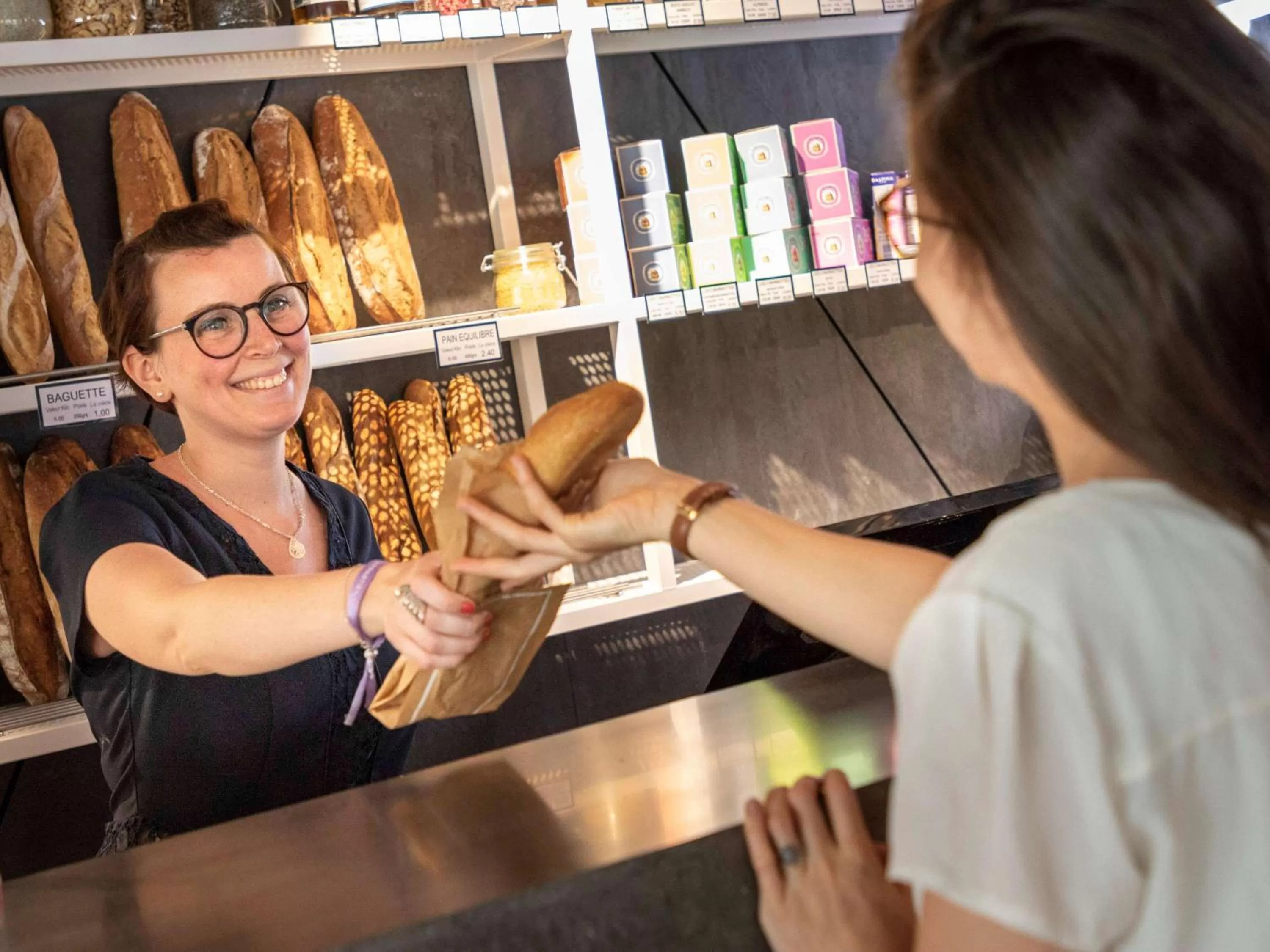 Restaurant/places to eat in Novotel Annecy Centre