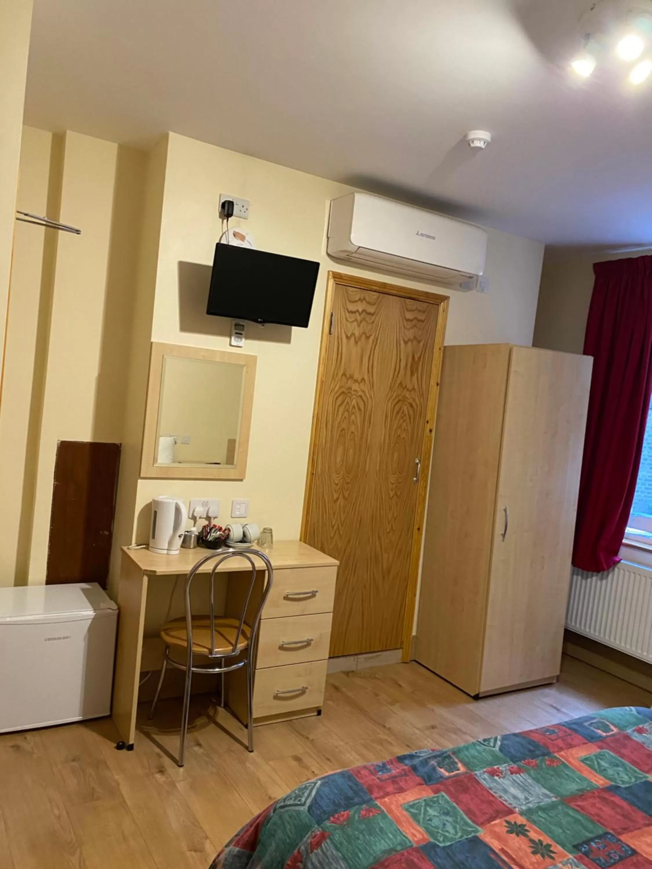 Bed in Seven Dials Hotel