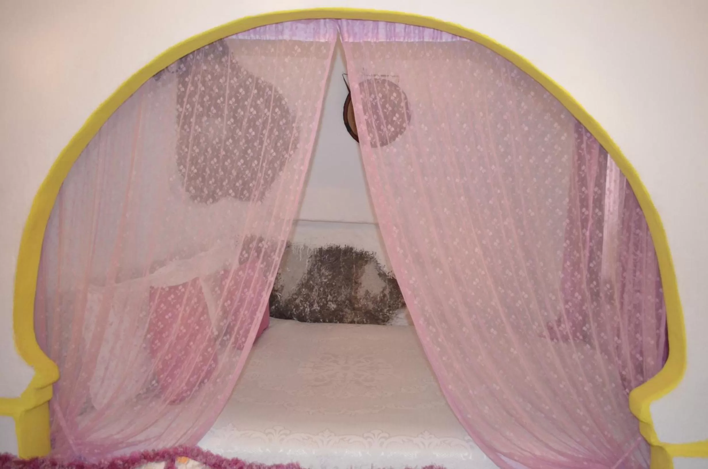 bunk bed, Bed in Dar Meziana