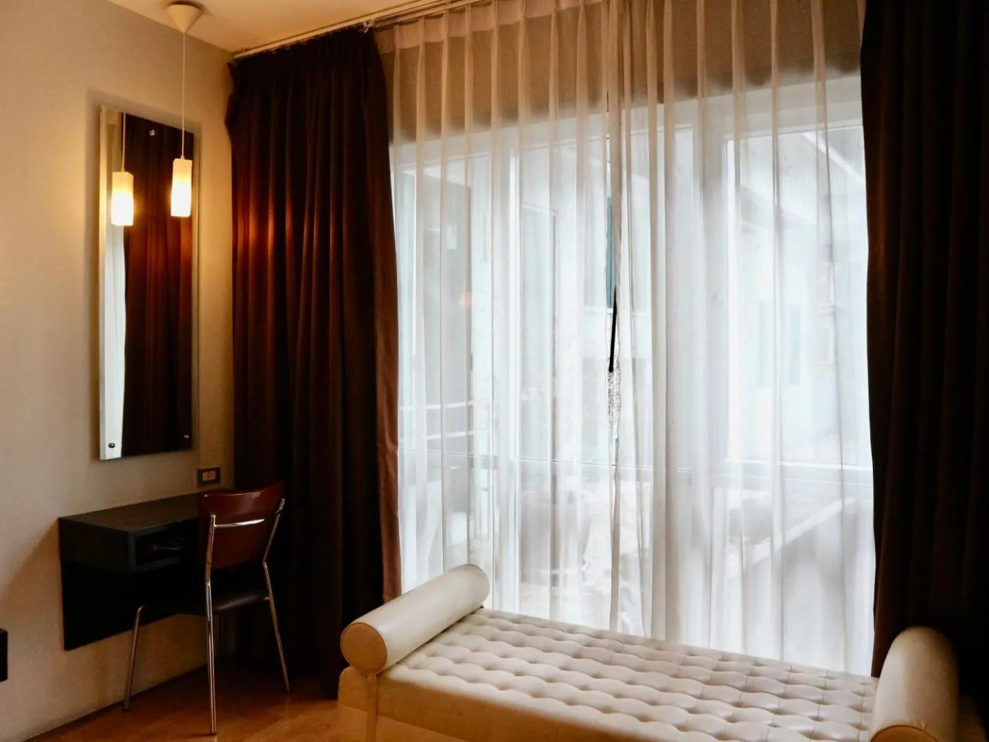 Bedroom, Bed in Swana Bangkok Hotel