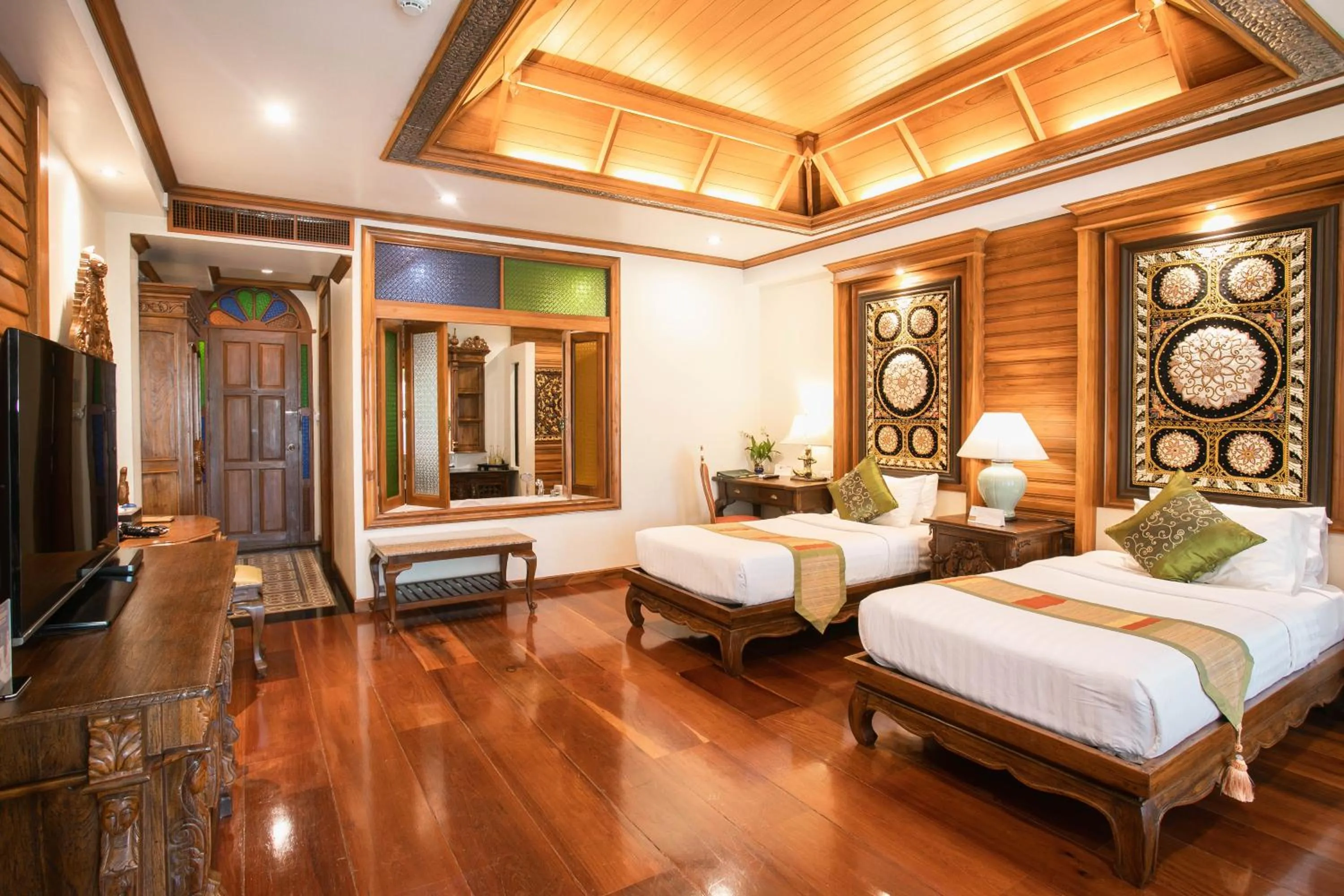 Bedroom, Bed in Pingviman Hotel