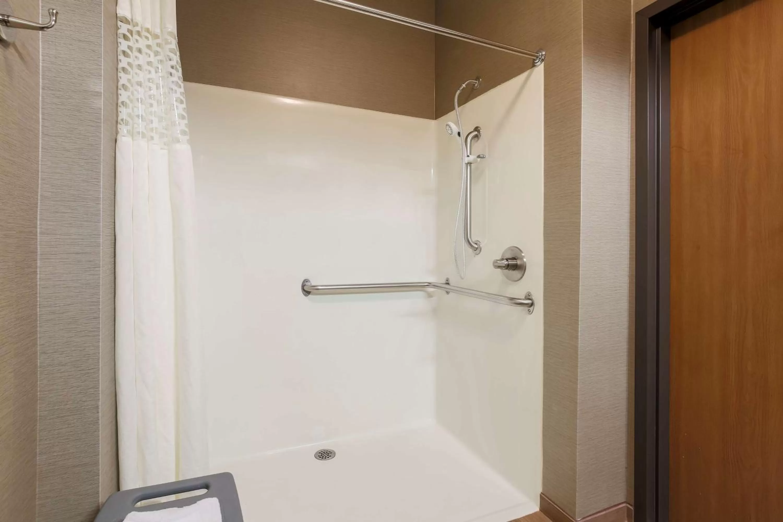 Bathroom in Hampton Inn Lexington South