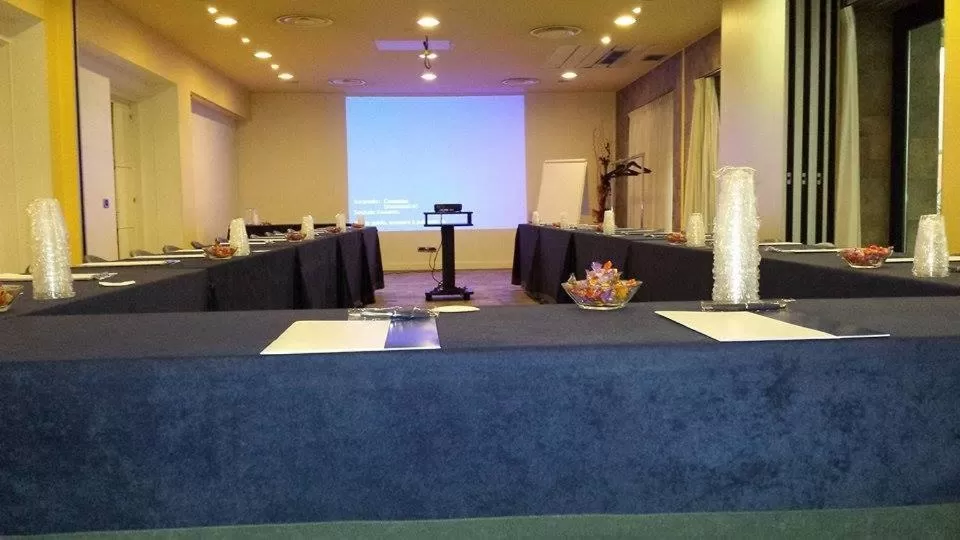 Business facilities in Hotel Abitart