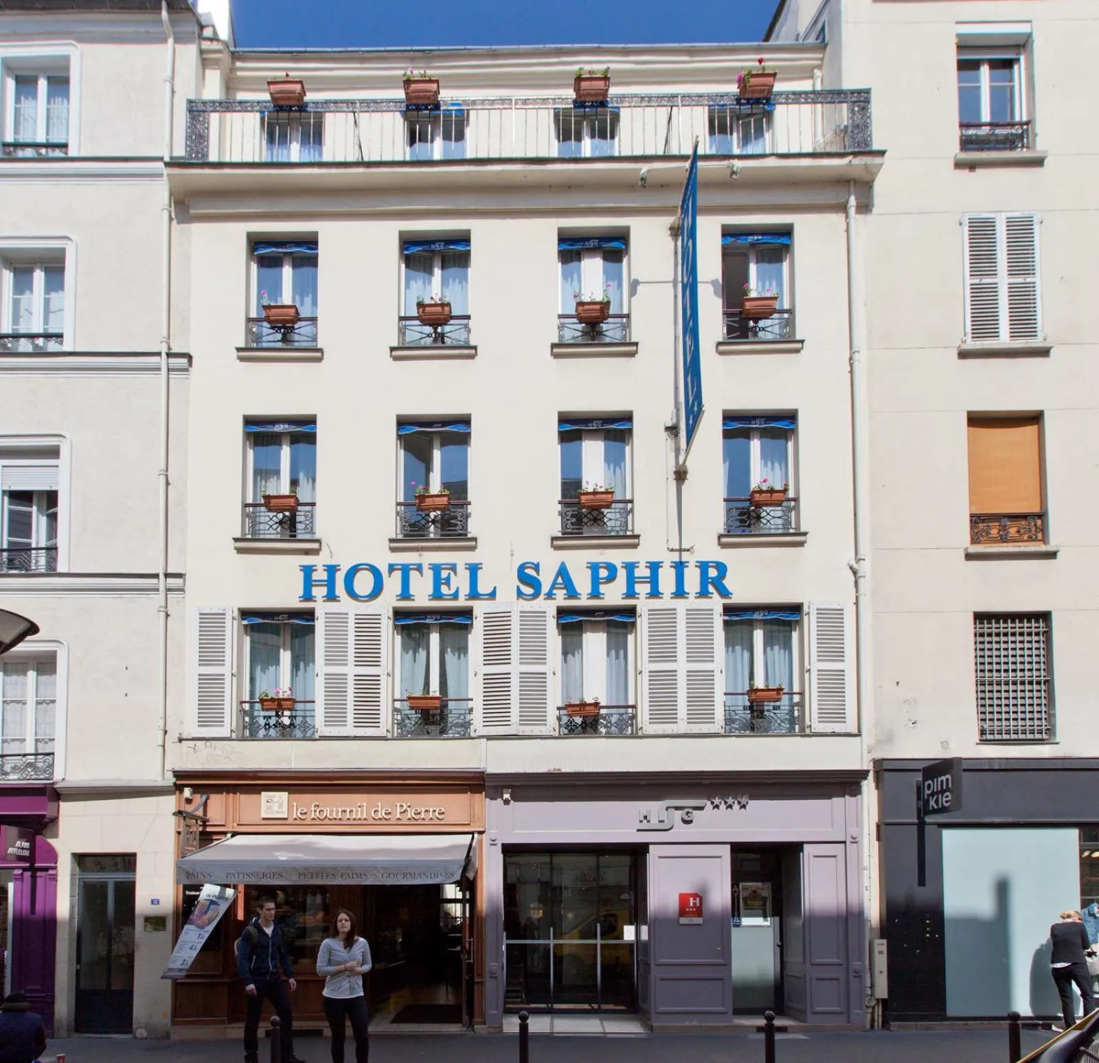Property building in Saphir Grenelle