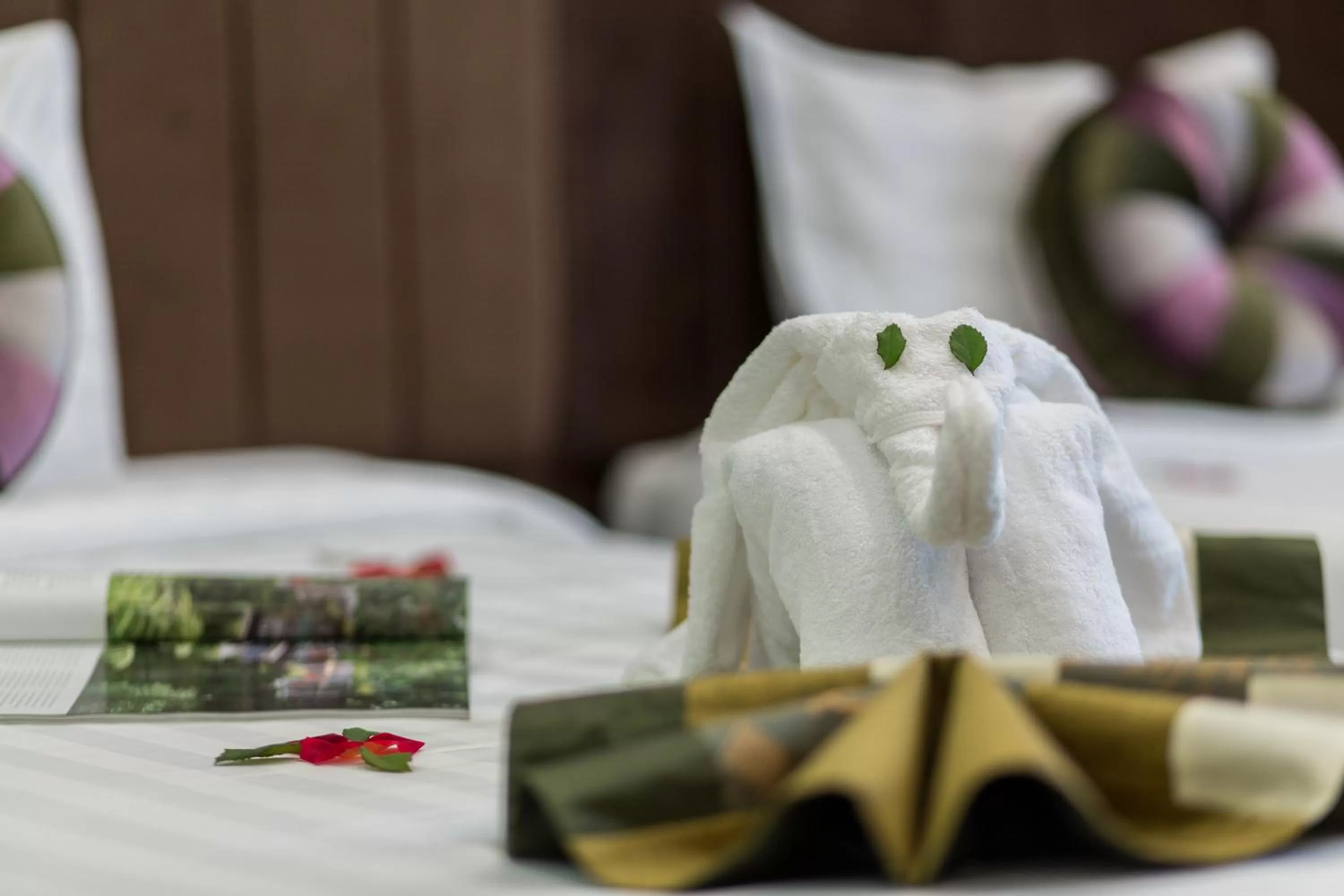 Bed in Splendid Pearlight Hanoi