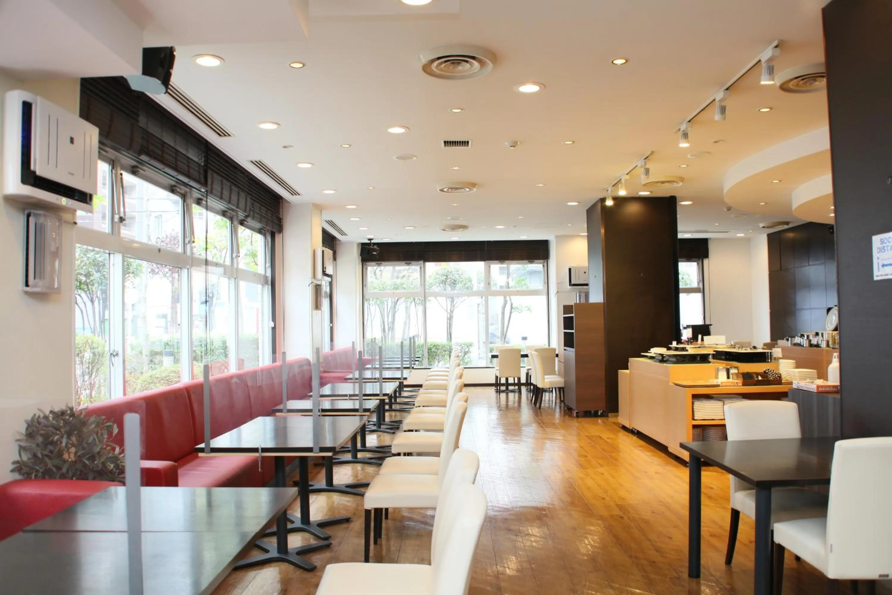 Restaurant/places to eat in Rembrandt Style Tokyo Nishikasai