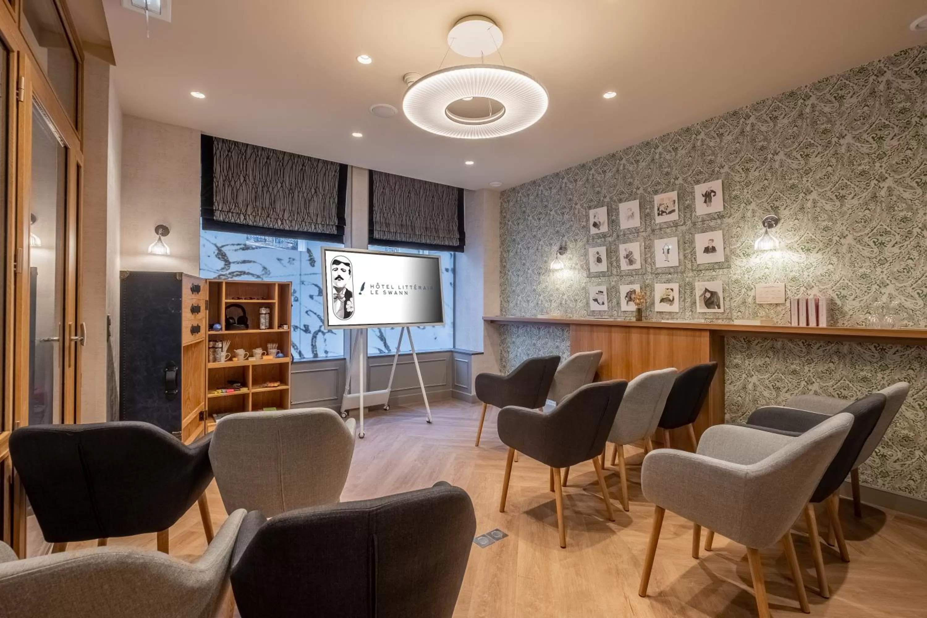 Living room in Hotel Litteraire Le Swann, BW Premier Collection