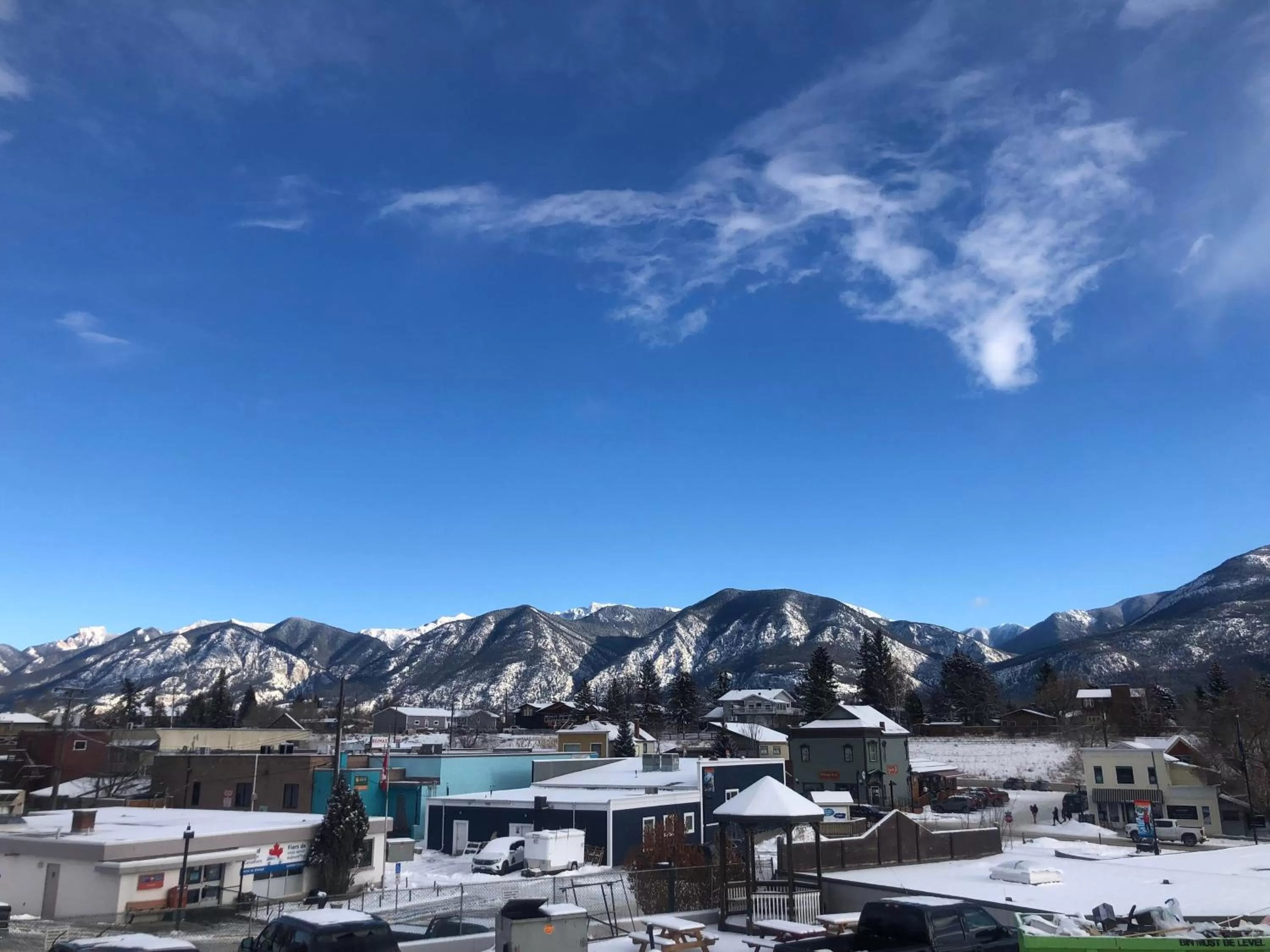 Mountain view, Winter in The Canterbury Inn of Downtown Invermere