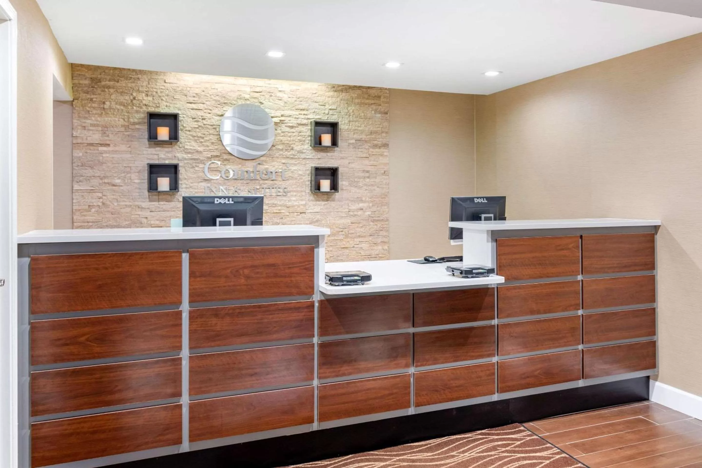 Lobby or reception in Comfort Inn & Suites Macon North I-75