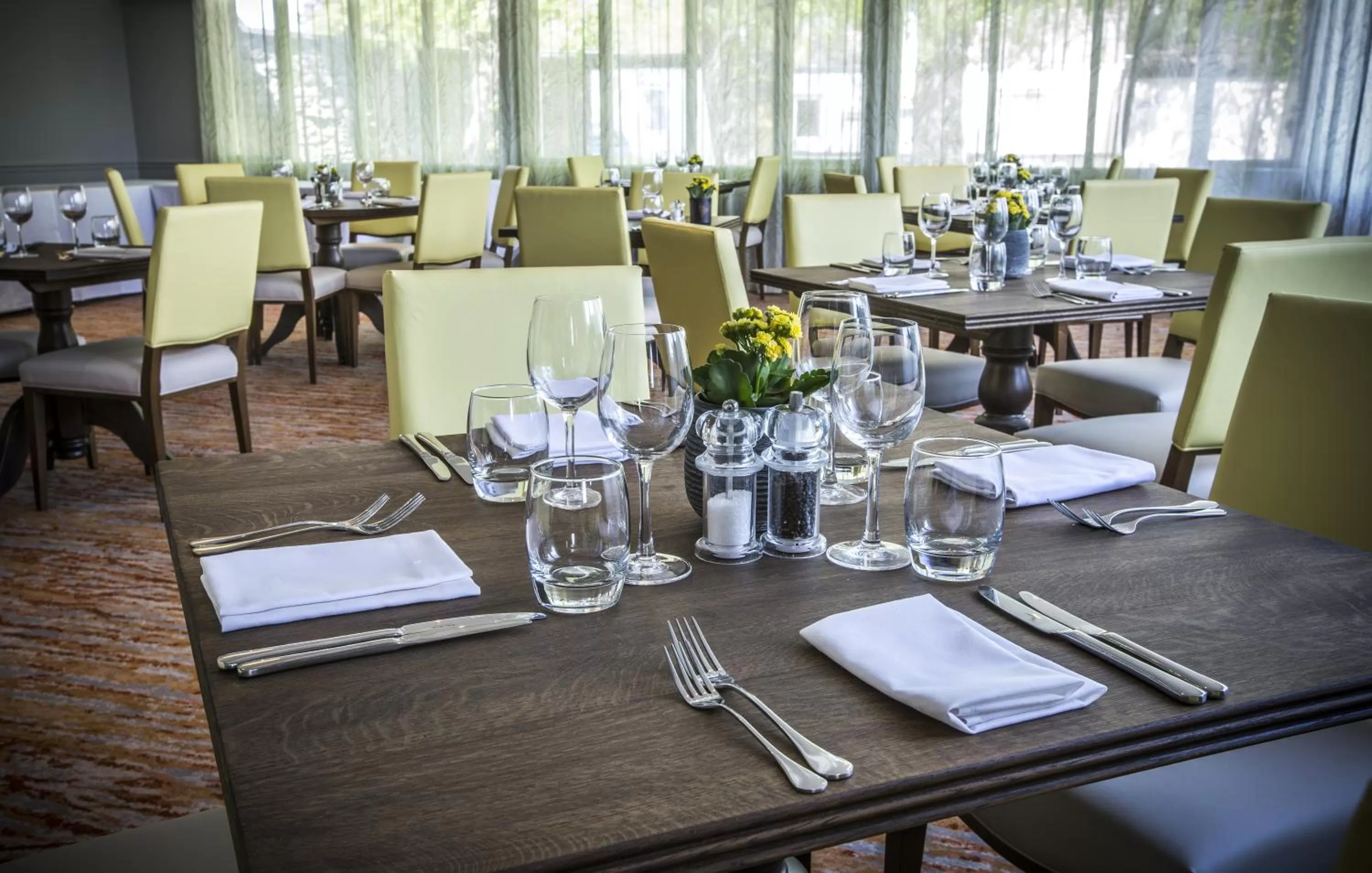 Restaurant/places to eat in Mercure Bristol North The Grange Hotel