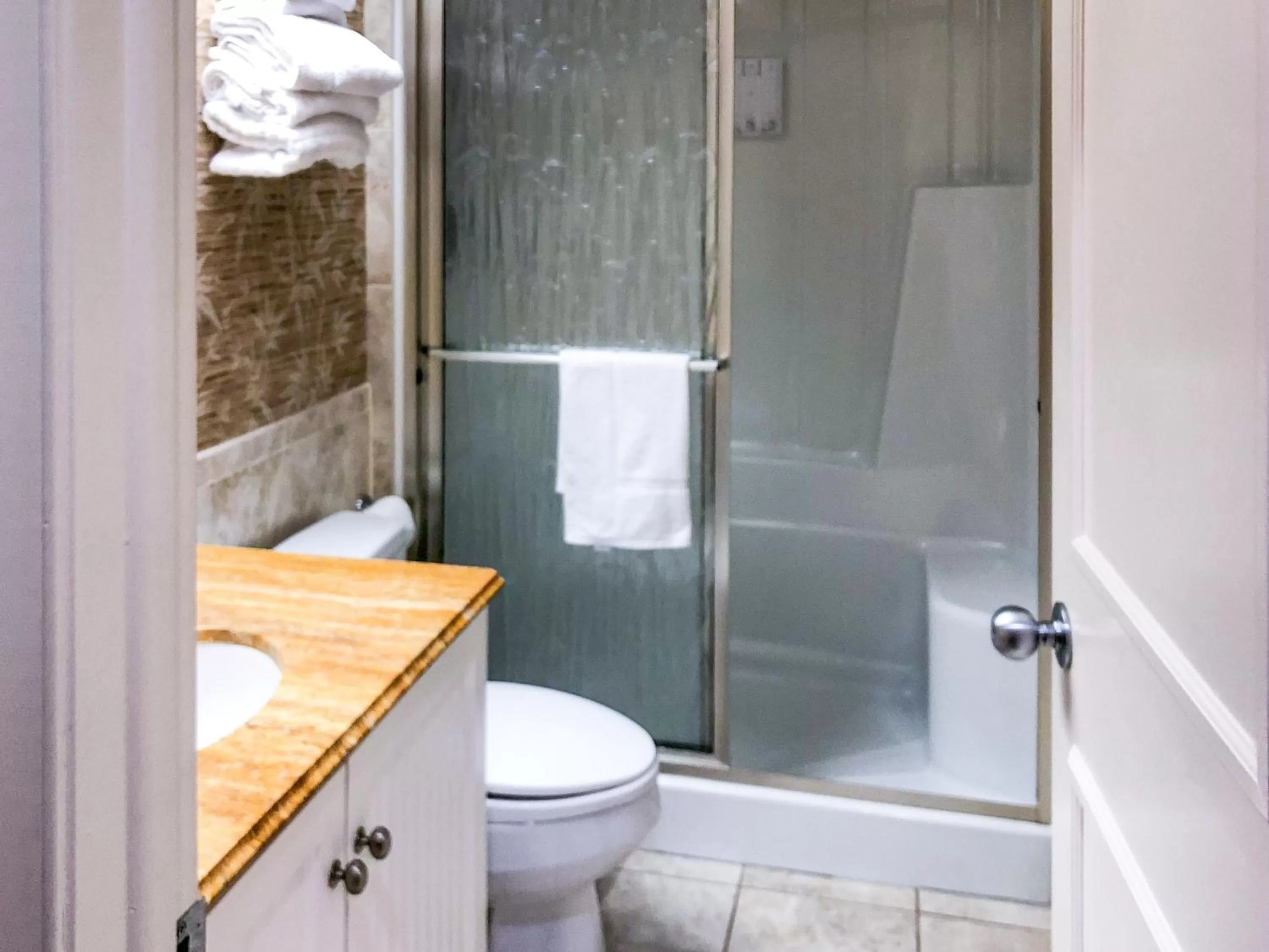 Bathroom in Boca Grande Hotel