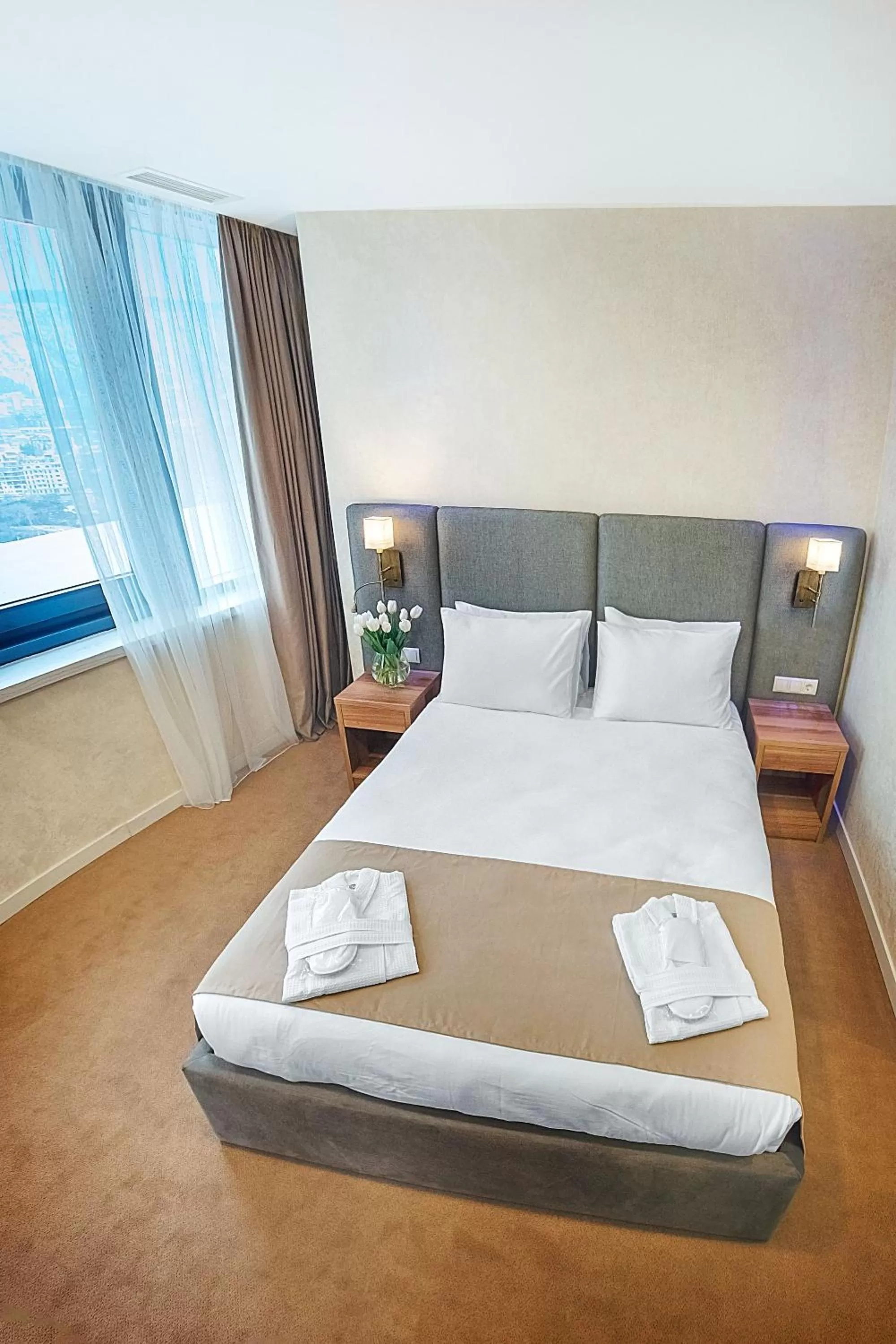 Bedroom, Bed in Meta Business Hotel By King David