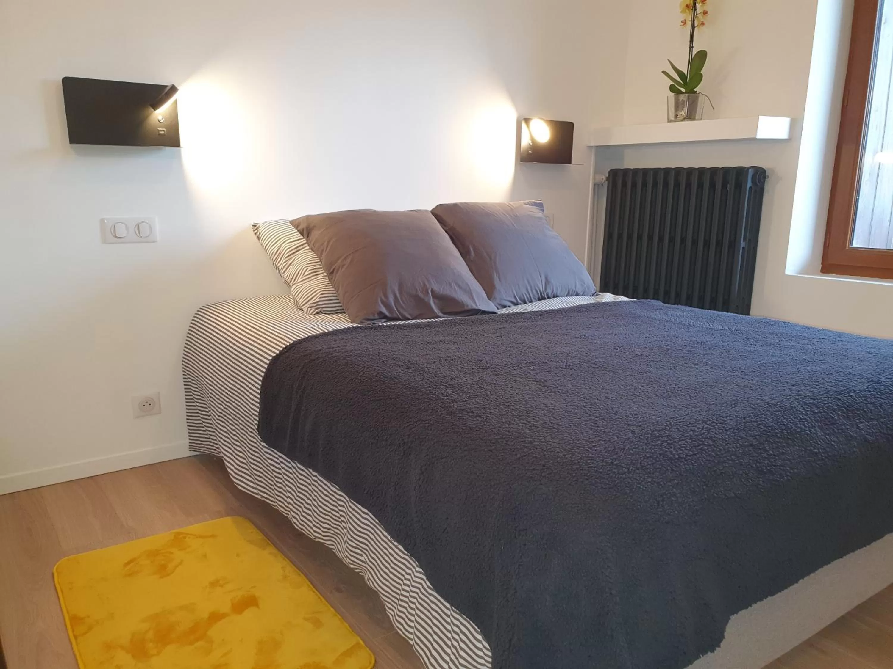 Photo of the whole room, Bed in Chalet les Myrtilles