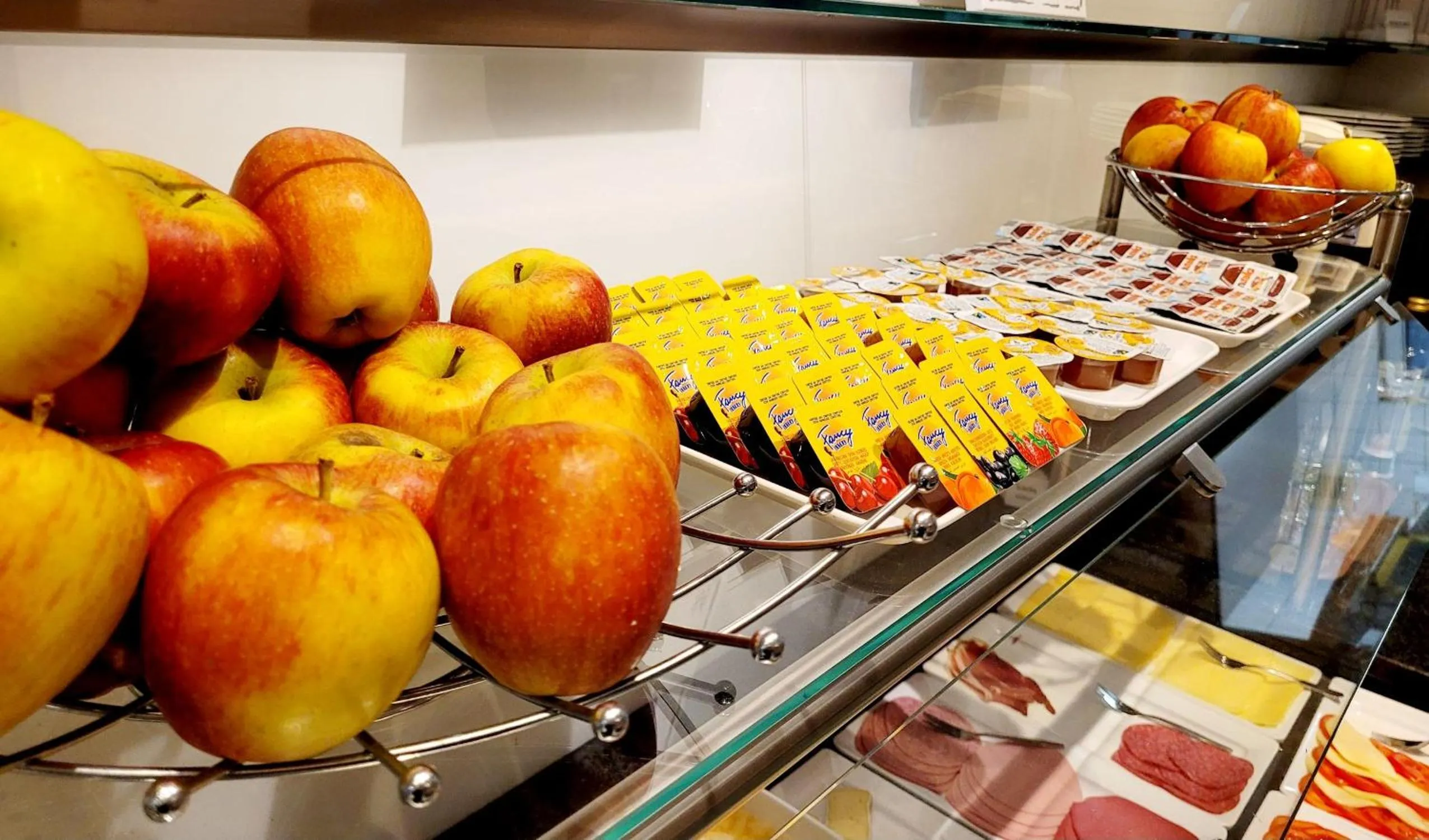 Food and drinks in Hotel Christina