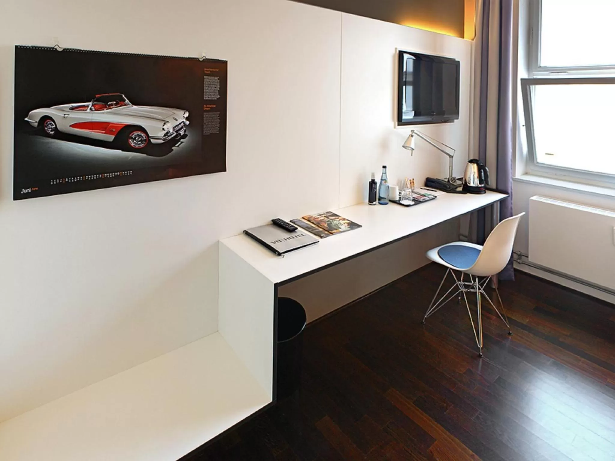 Seating area in V8 HOTEL Classic Motorworld Region Stuttgart
