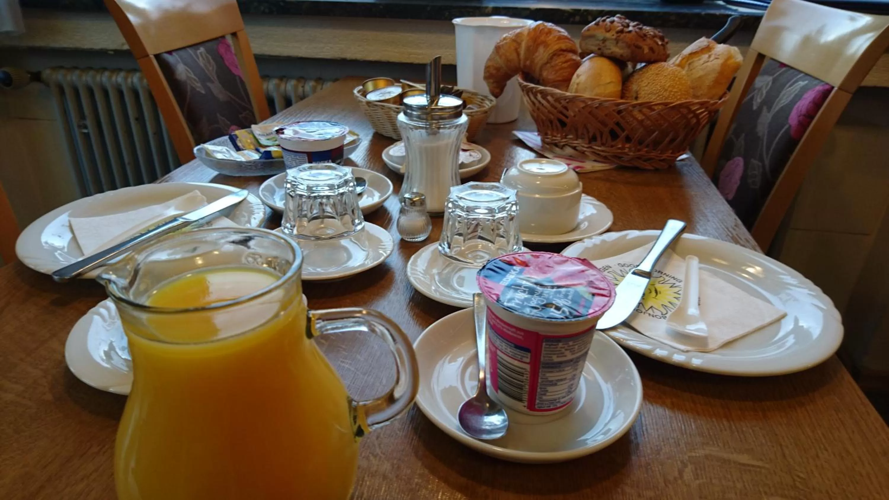 Breakfast in Gästehaus Café Heck Titisee