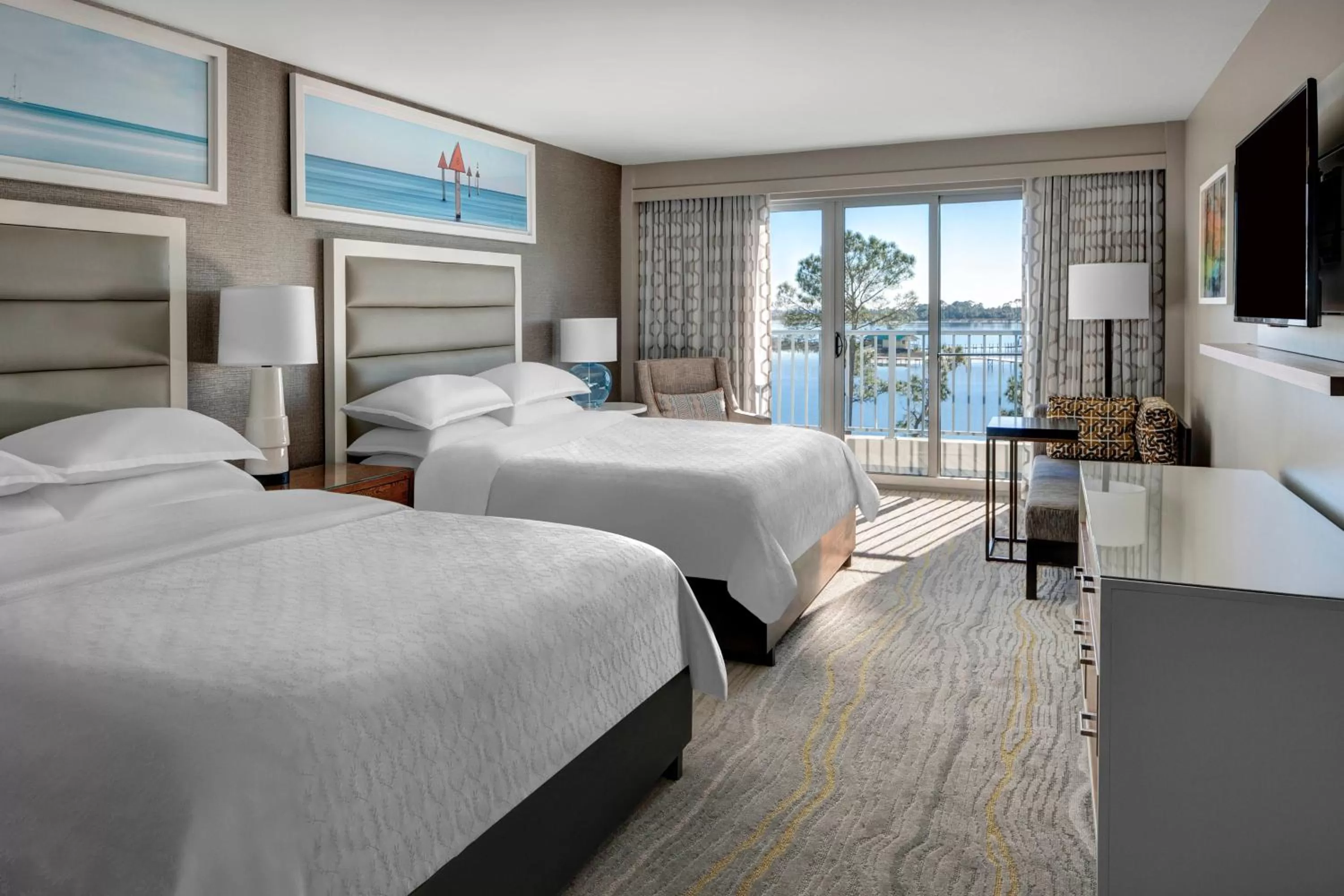 Bed in Hilton Vacation Club Bayside Resort Panama City Beach