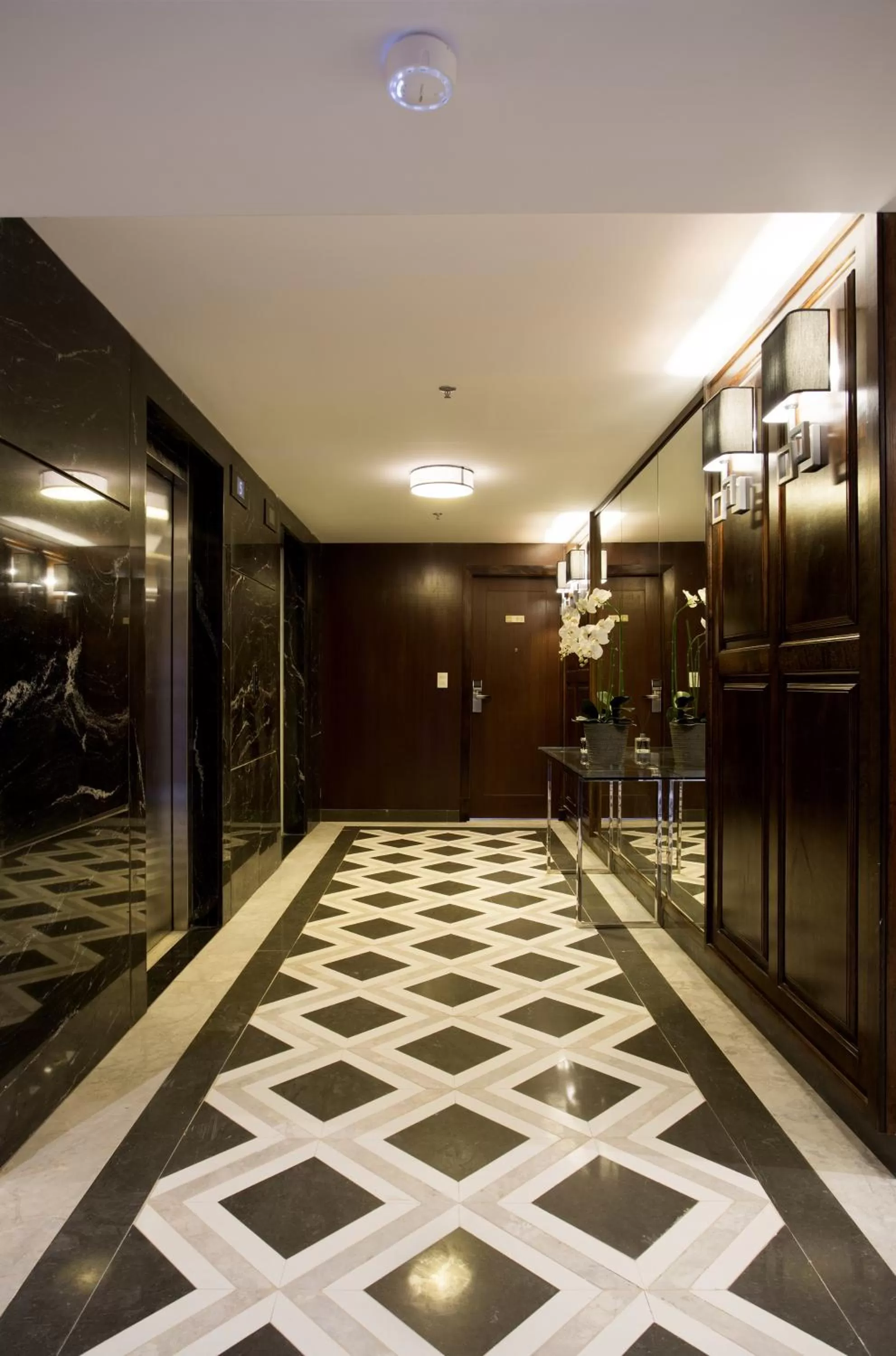 Decorative detail in Royal Atlântica Macaé Hotel