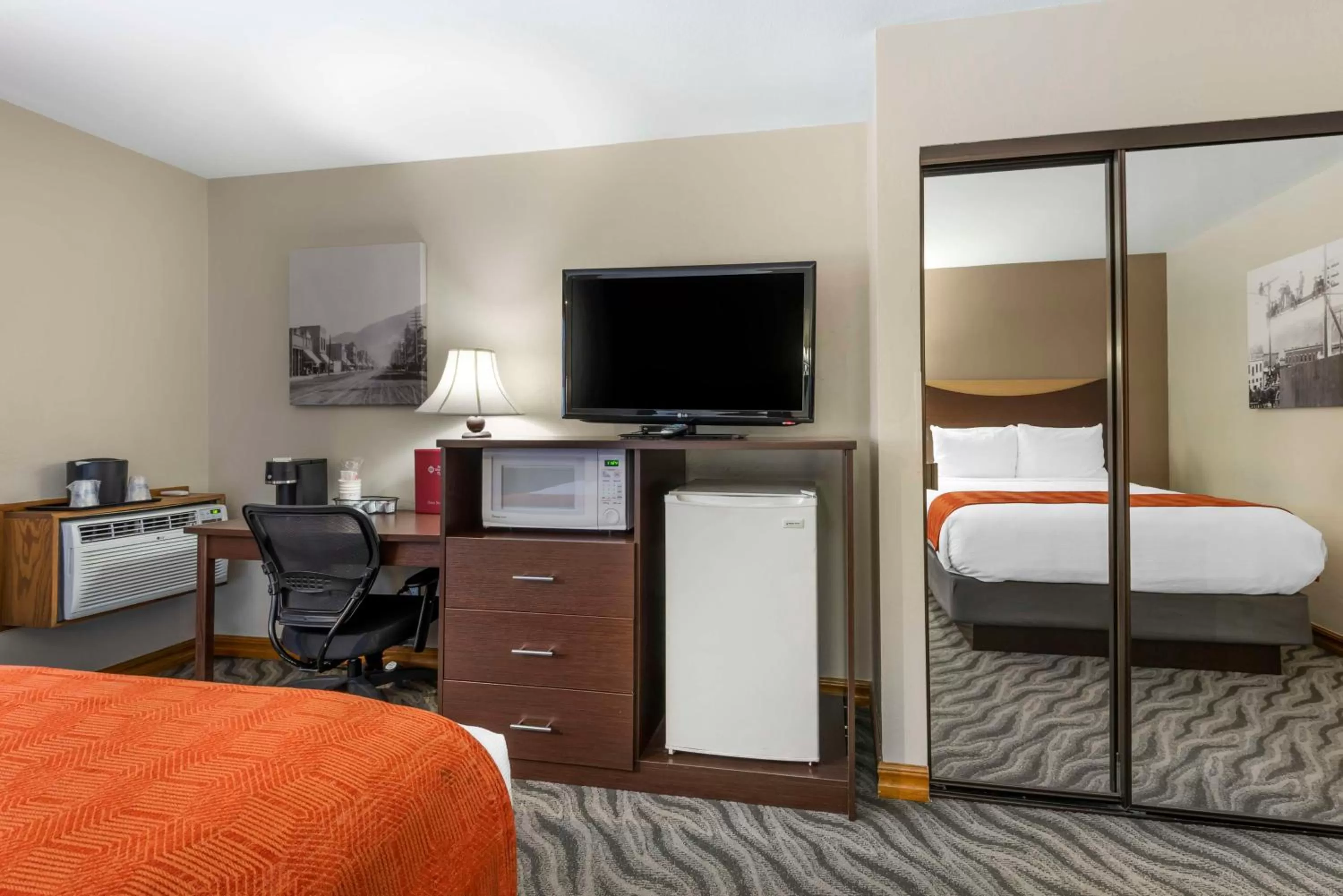 Bedroom, Bed in Best Western Plus Rio Grande Inn