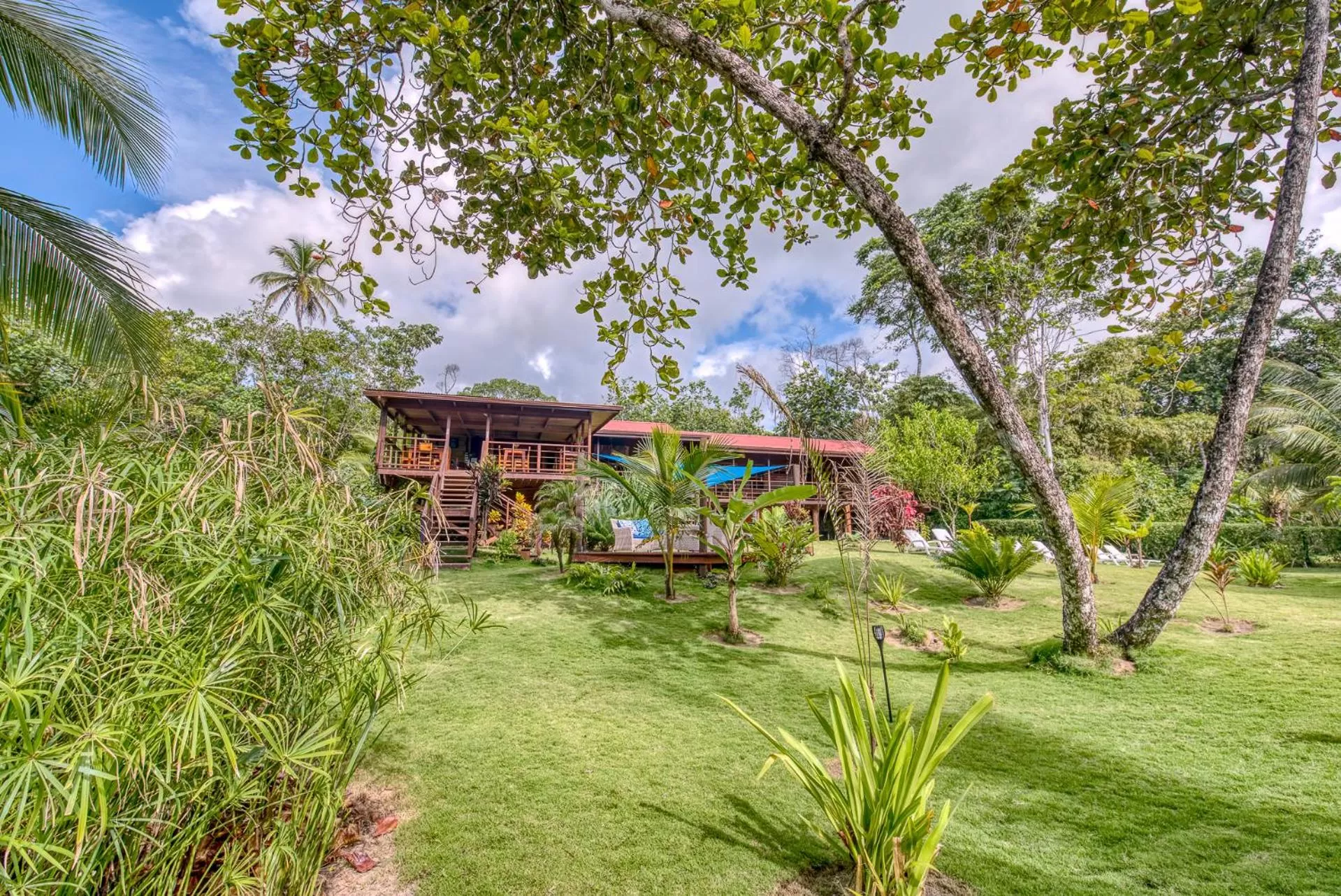 Property Building in Oasis Bluff Beach