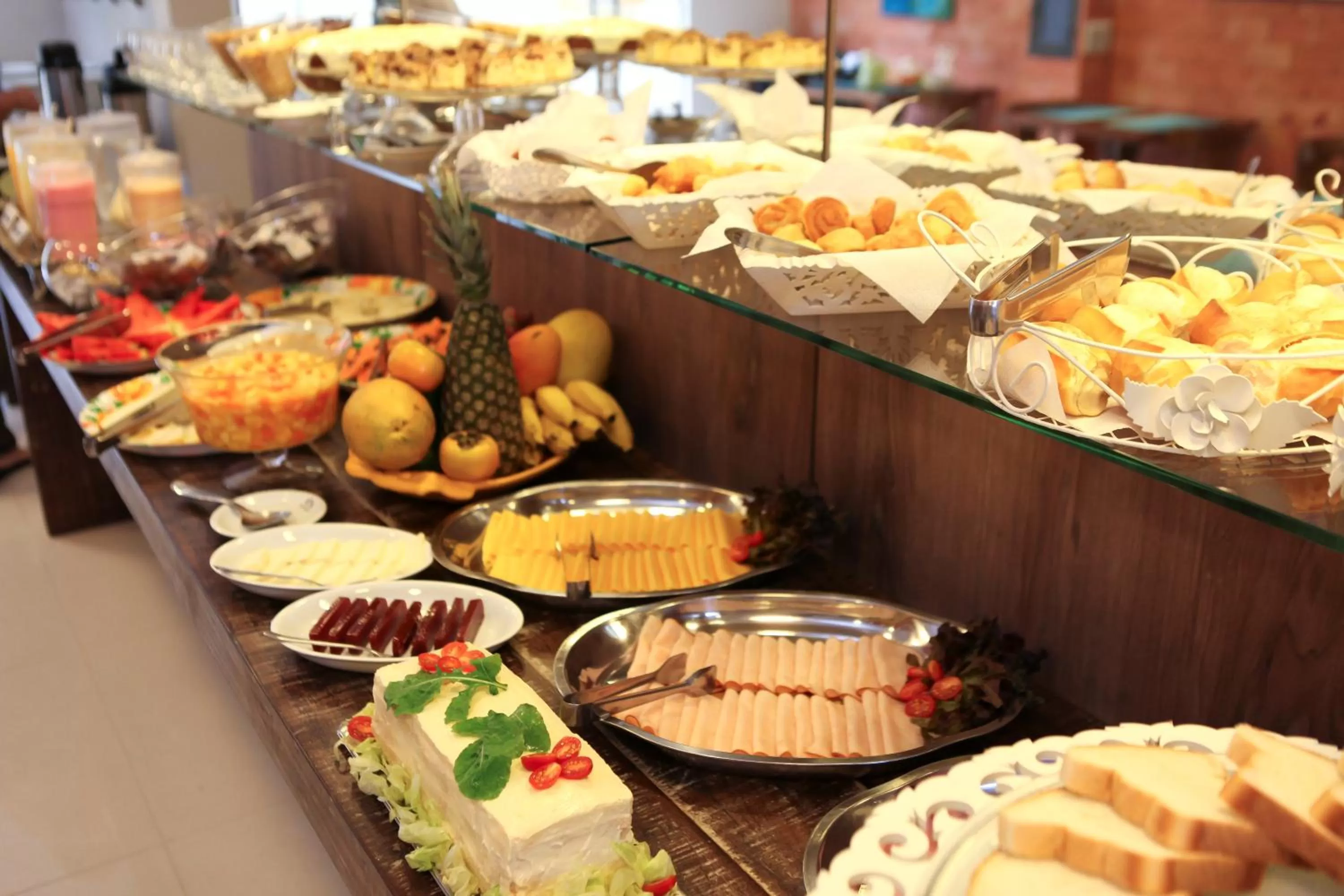 Buffet breakfast, Food in Pousada Atlantique