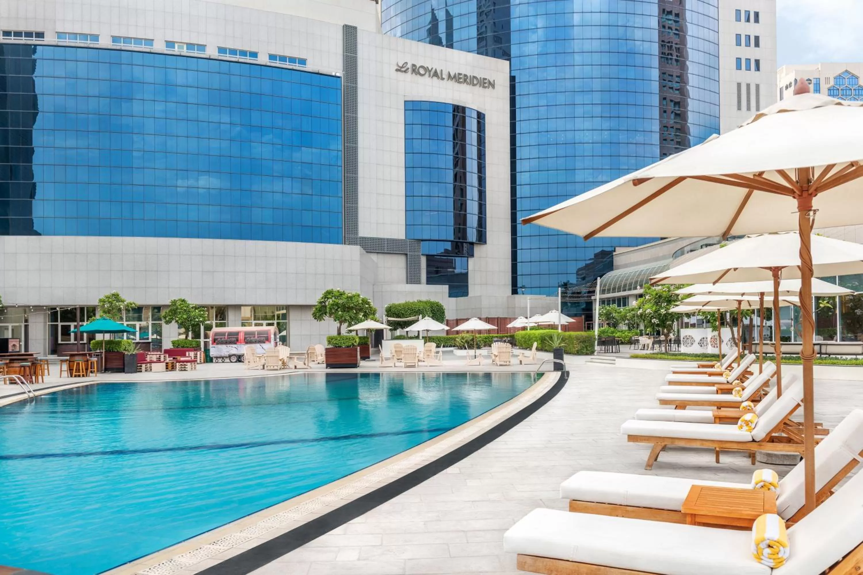 Swimming pool in Le Royal Meridien Abu Dhabi