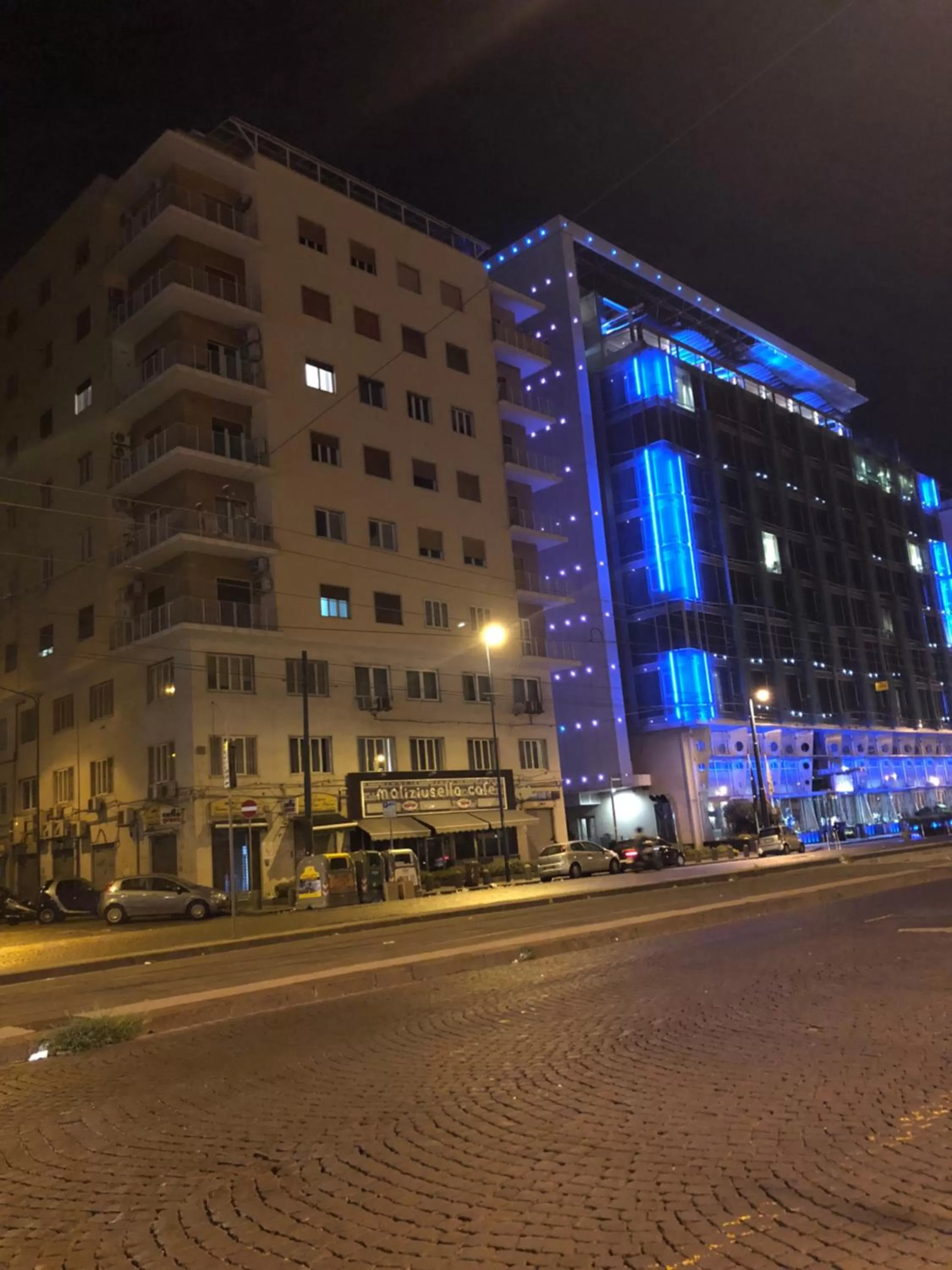 Property building in Hall inn B&B in Naples