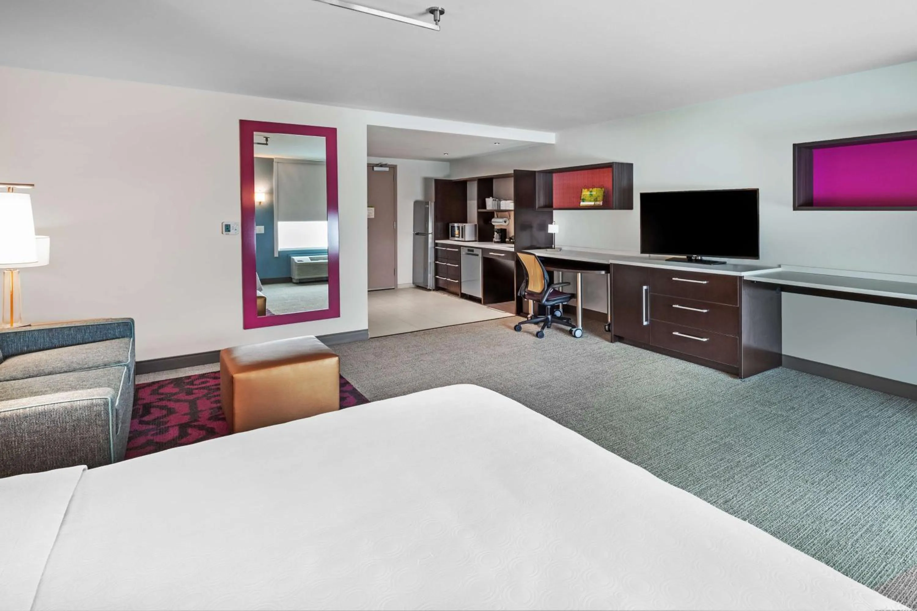Bedroom, Bed in Home2 Suites by Hilton Laredo, TX