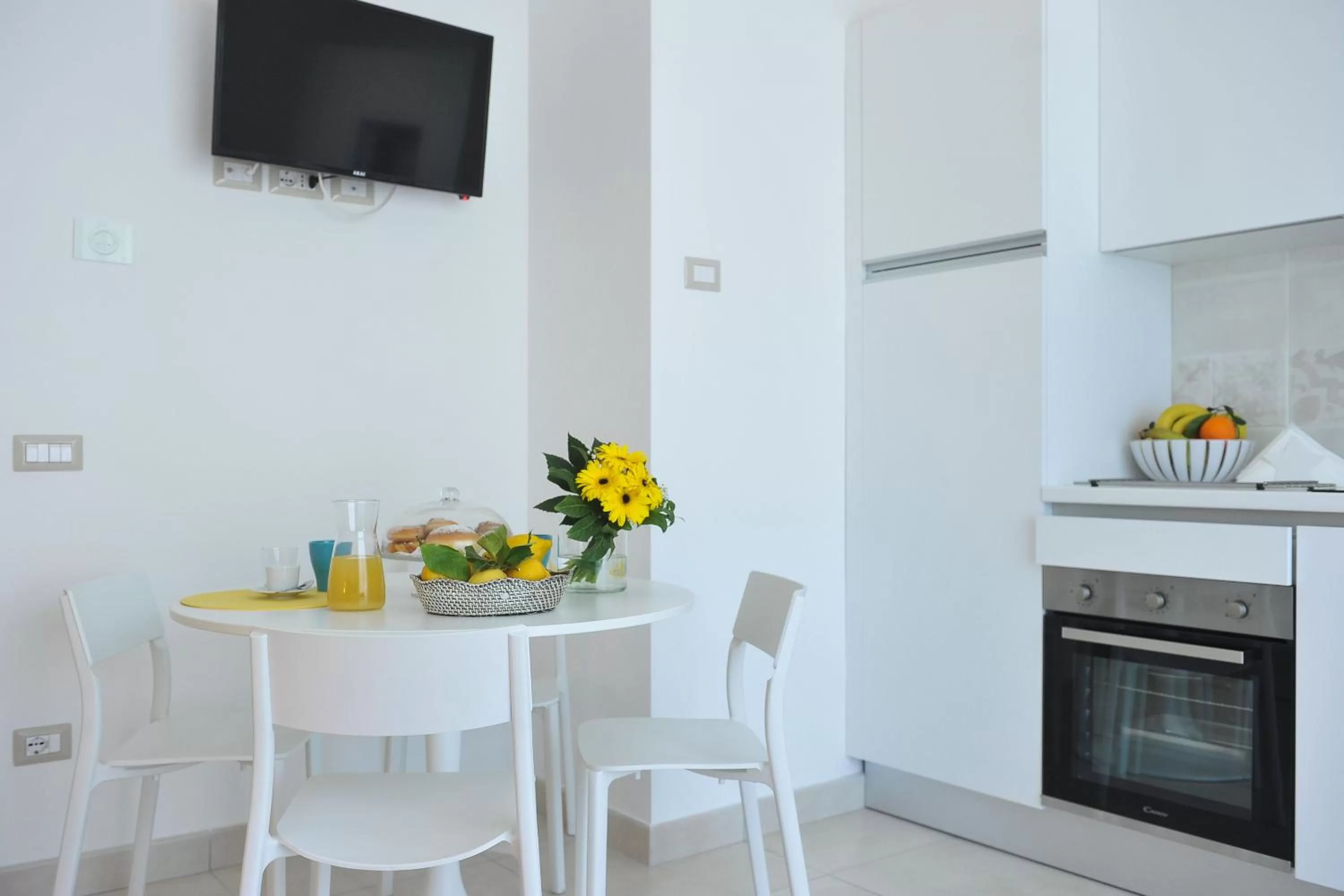 One-Bedroom Apartment with Balcony - Dependance in Residence Panoramic