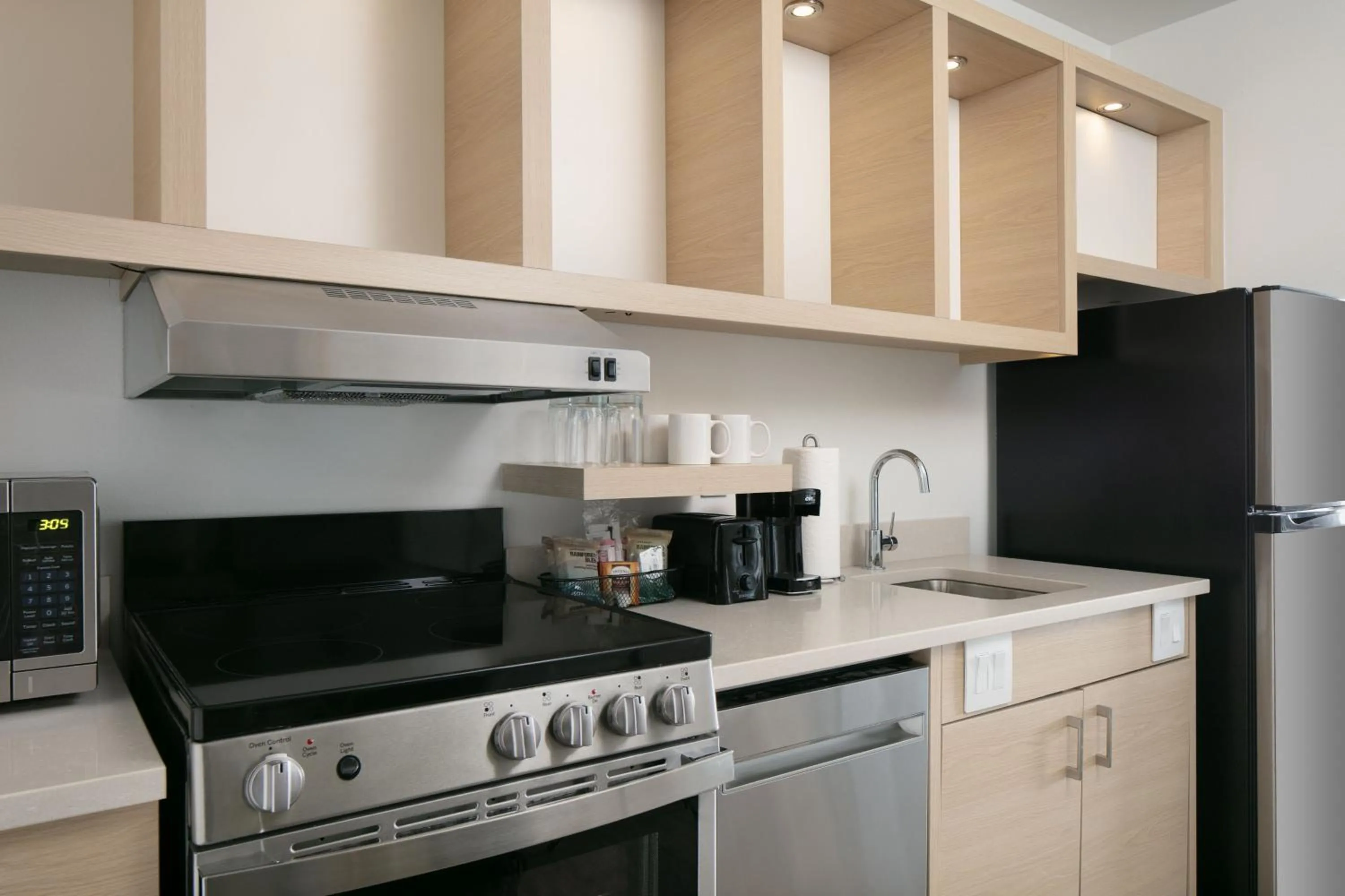 Kitchen or kitchenette in TownePlace Suites by Marriott Oconomowoc