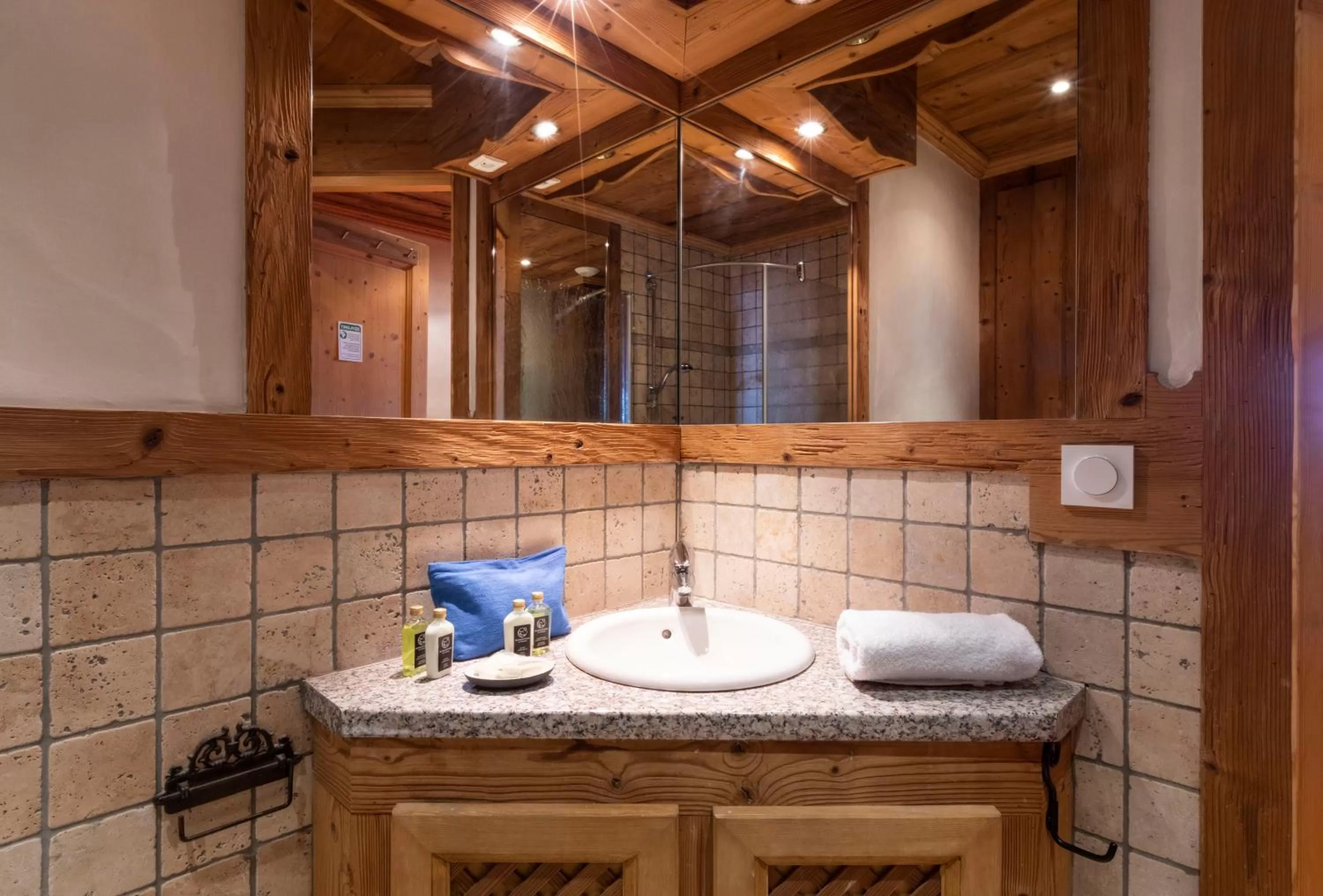 Bathroom in TERRESENS - LES CASCADES