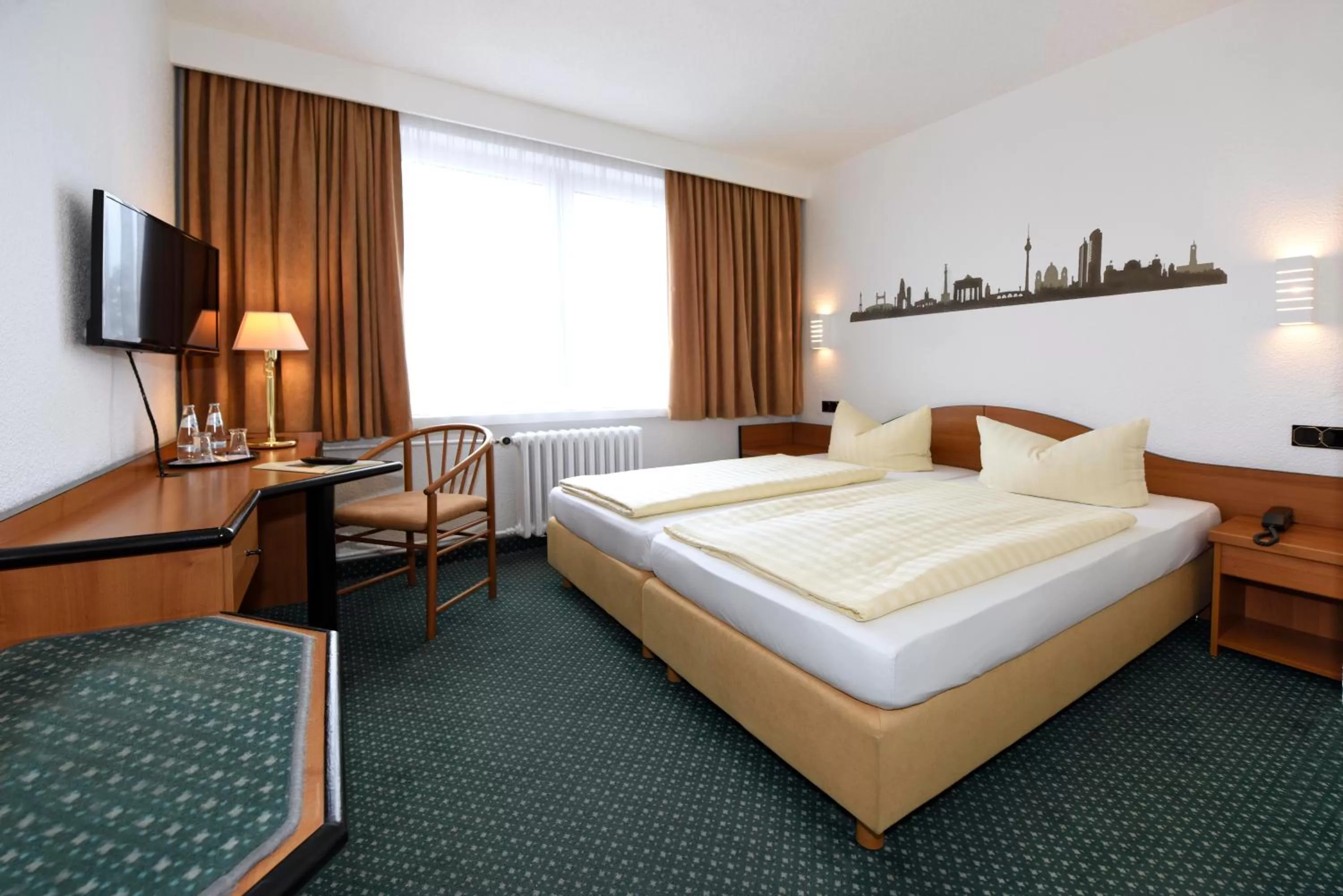 Bedroom, Bed in LAT Hotel & Apartmenthaus Berlin