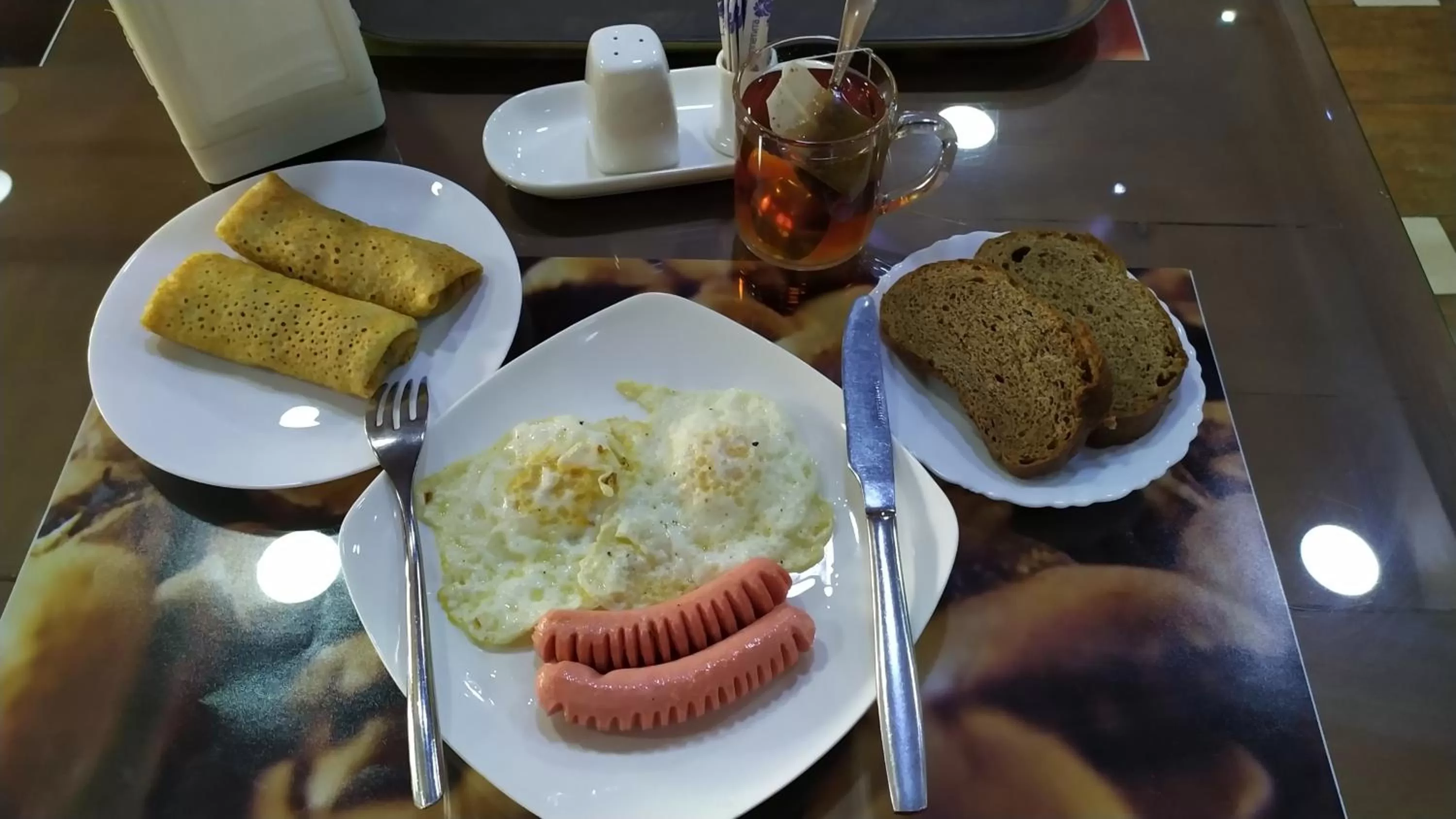 Breakfast in Alisher B&B Chorbog'