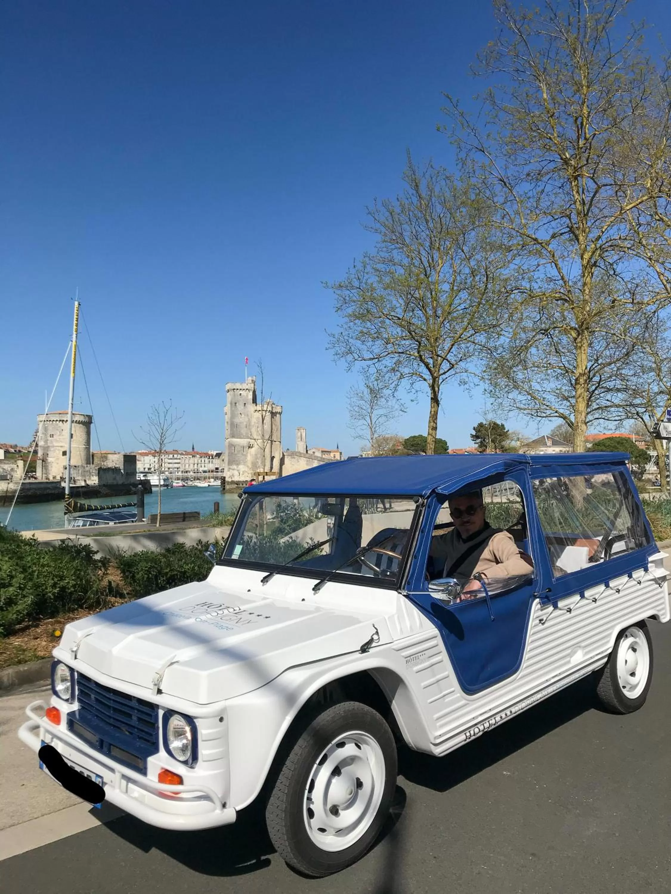 shuttle in Boutique Hôtel d'Orbigny Chatelaillon - La Rochelle