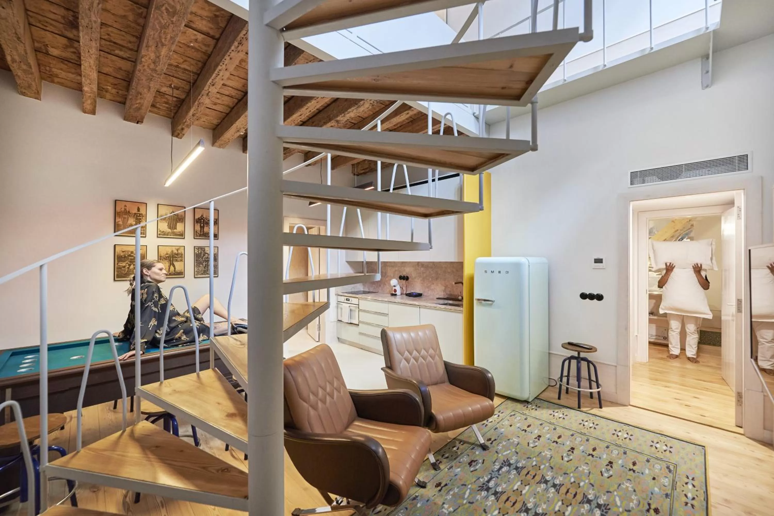 Kitchen or kitchenette in Cais Urban Lodge