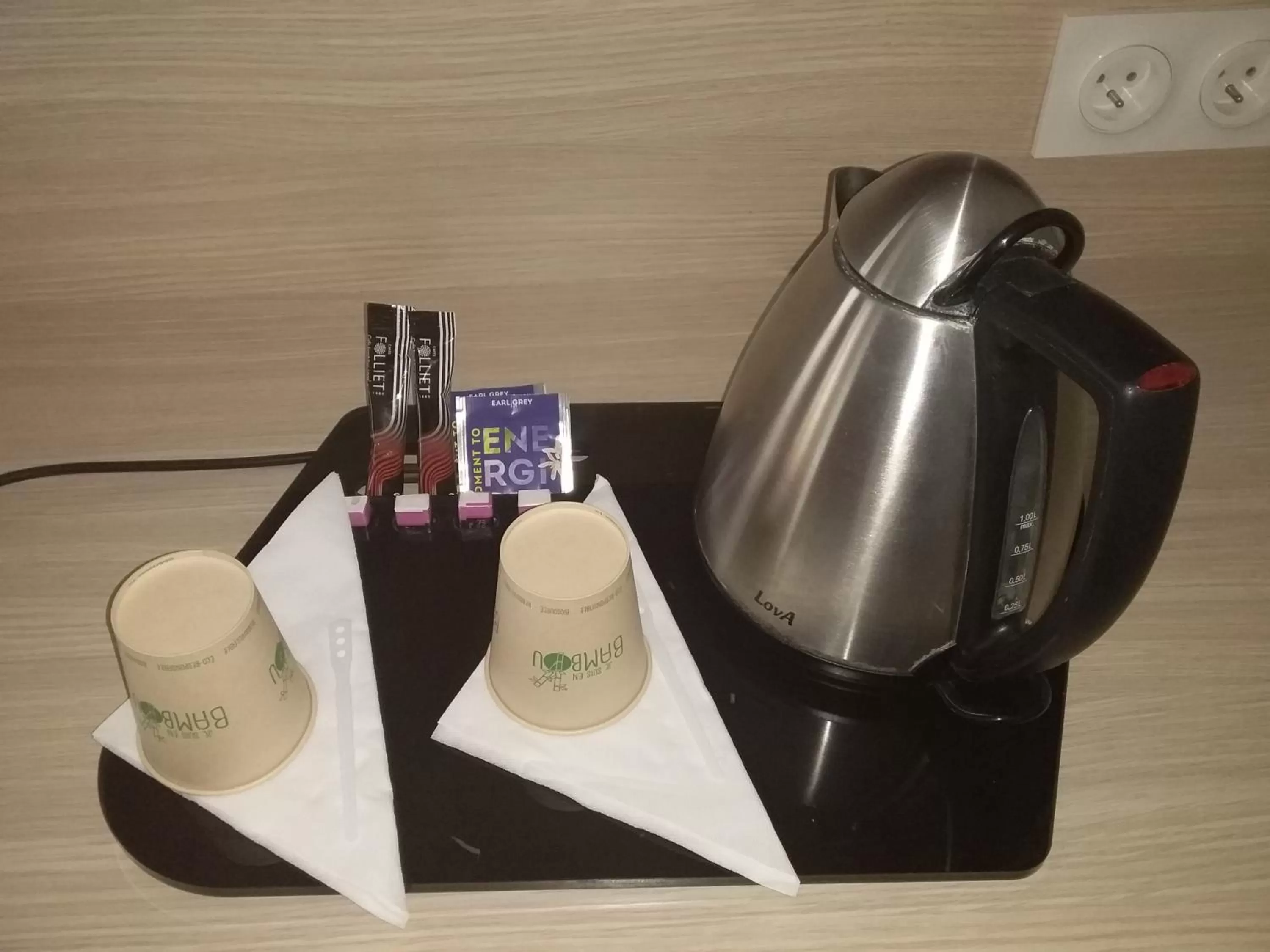 Standard Twin Room in Hotel EDEN- Metz Nord ex le Berlange